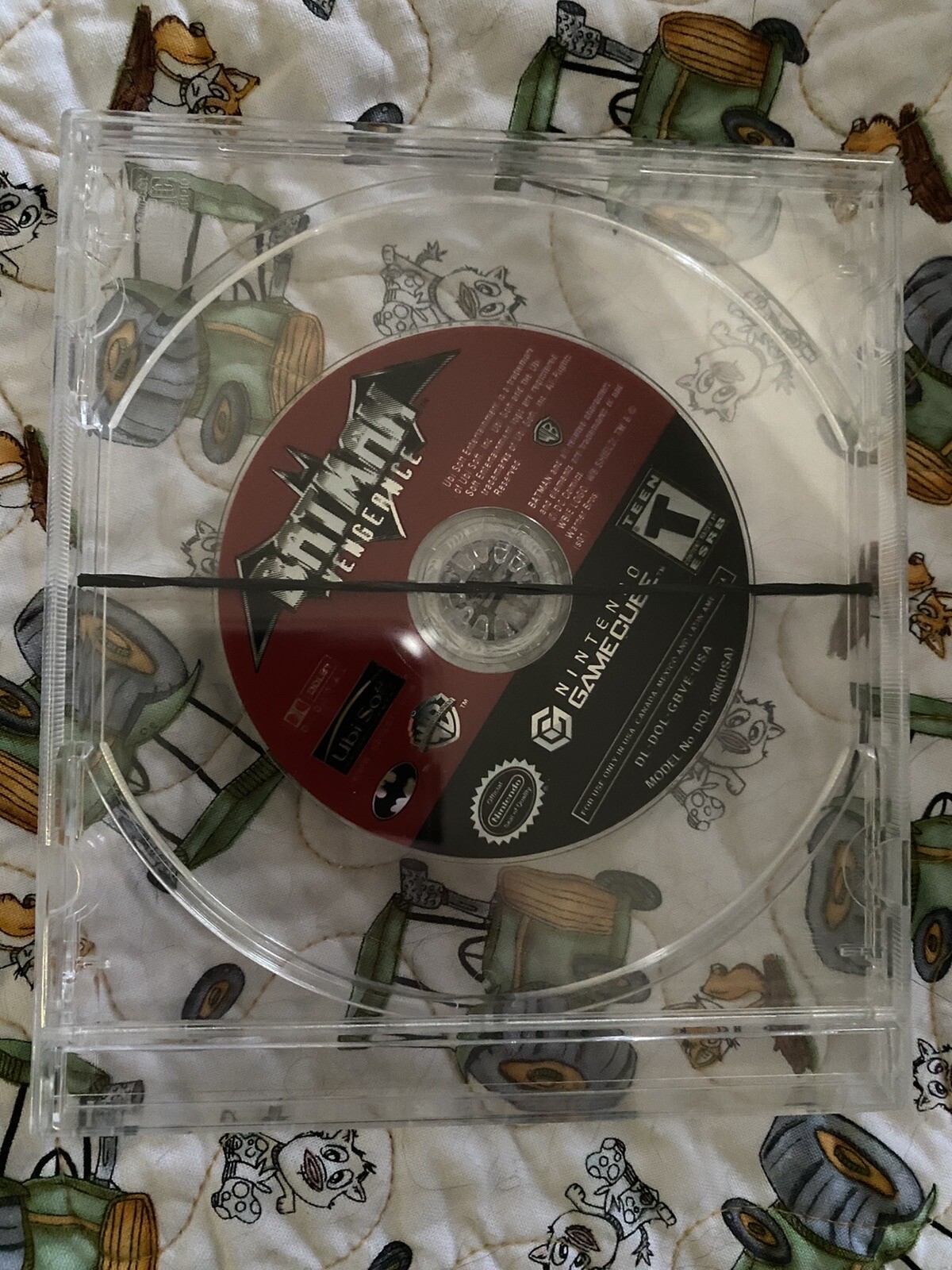 GameCube w/ 512mb Card, THPS4, Madden 08, Batman vengeance & Offbrand Controller