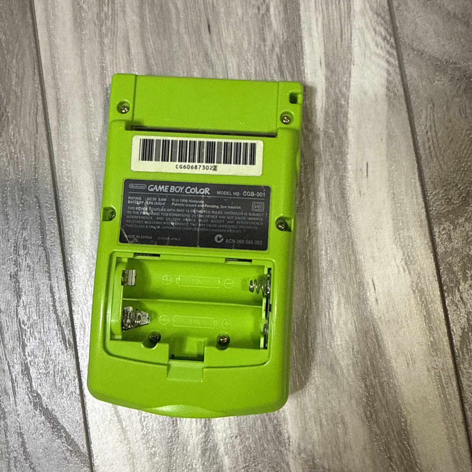 1998 Nintendo Game Boy Color Handheld Console Kiwi Lime (CGB-001) Works