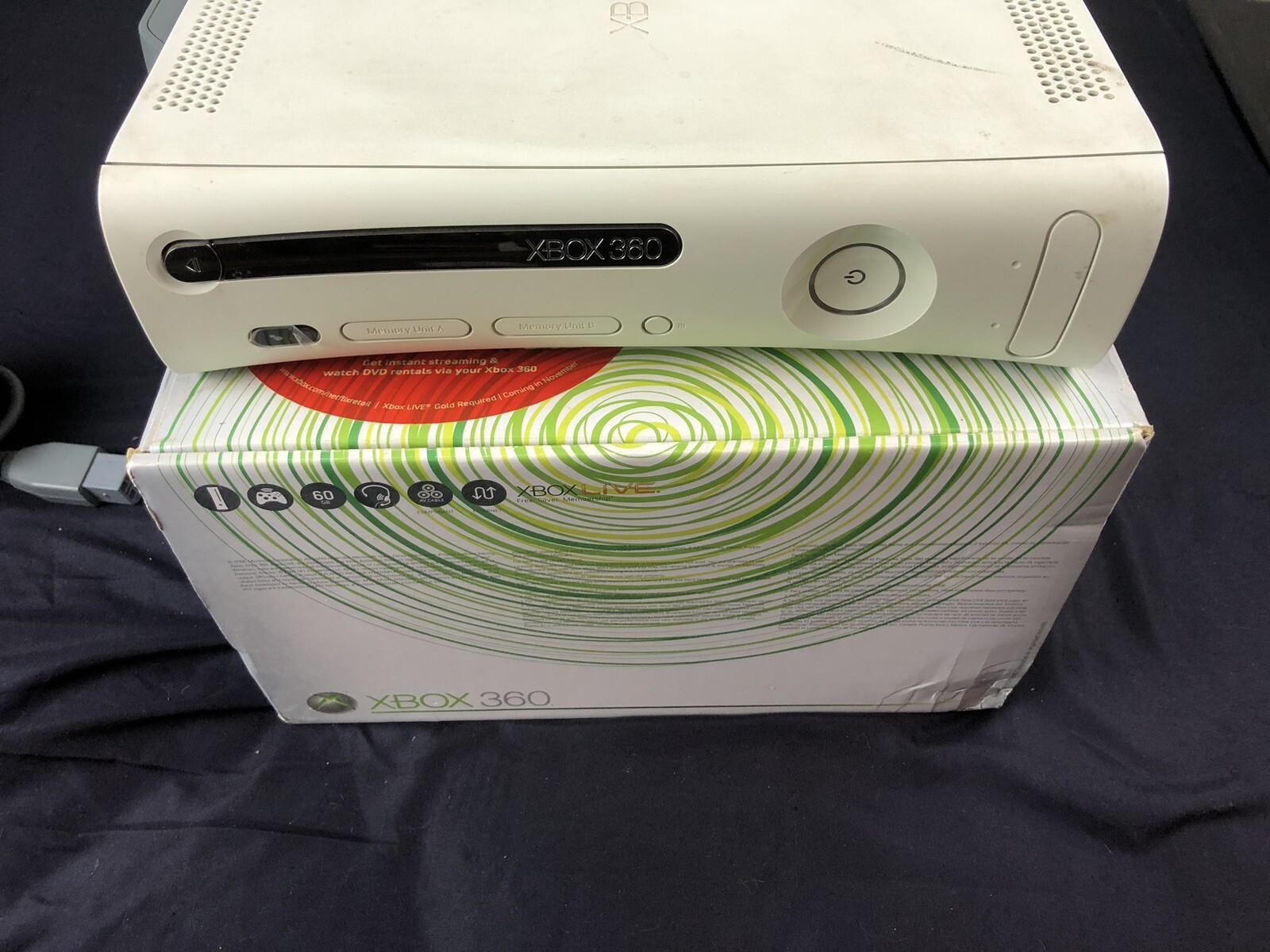 Microsoft Xbox 360 PARTS ONLY White Console With Hard Drive See Description