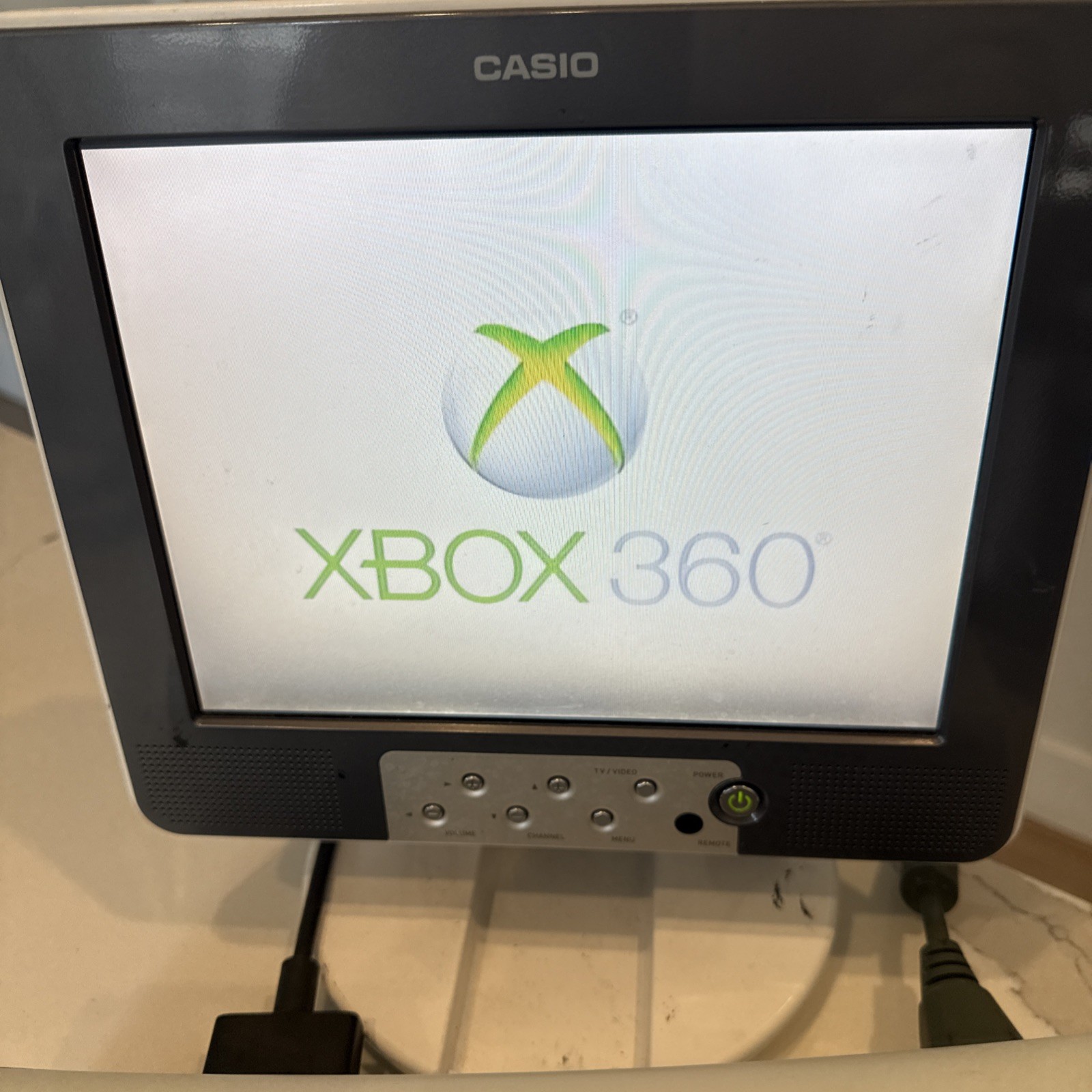 Microsoft Xbox 360 Pro Console-White-TESTED Parts Due to age & Cleaning. Read!!