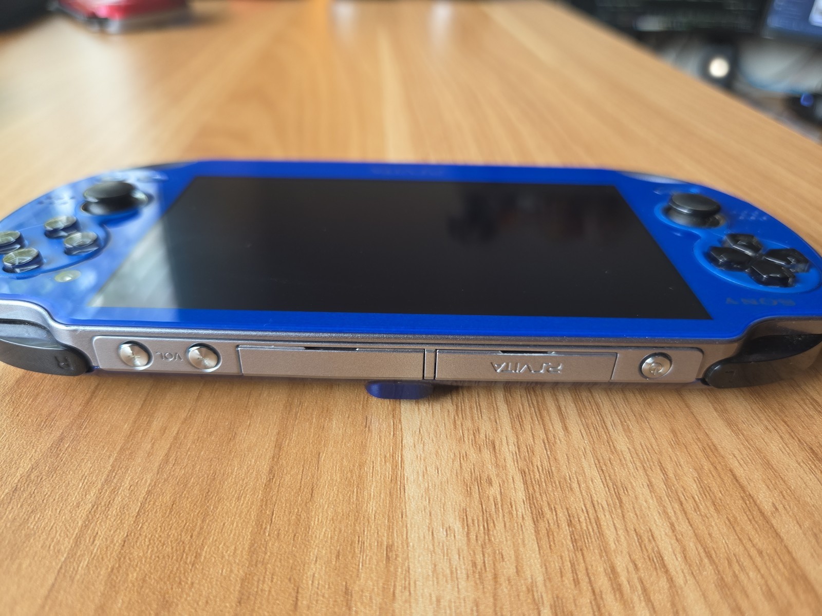 SONY PlayStation PS Vita PCH-1000 ZA04 Sapphire Blue Wi-Fi model