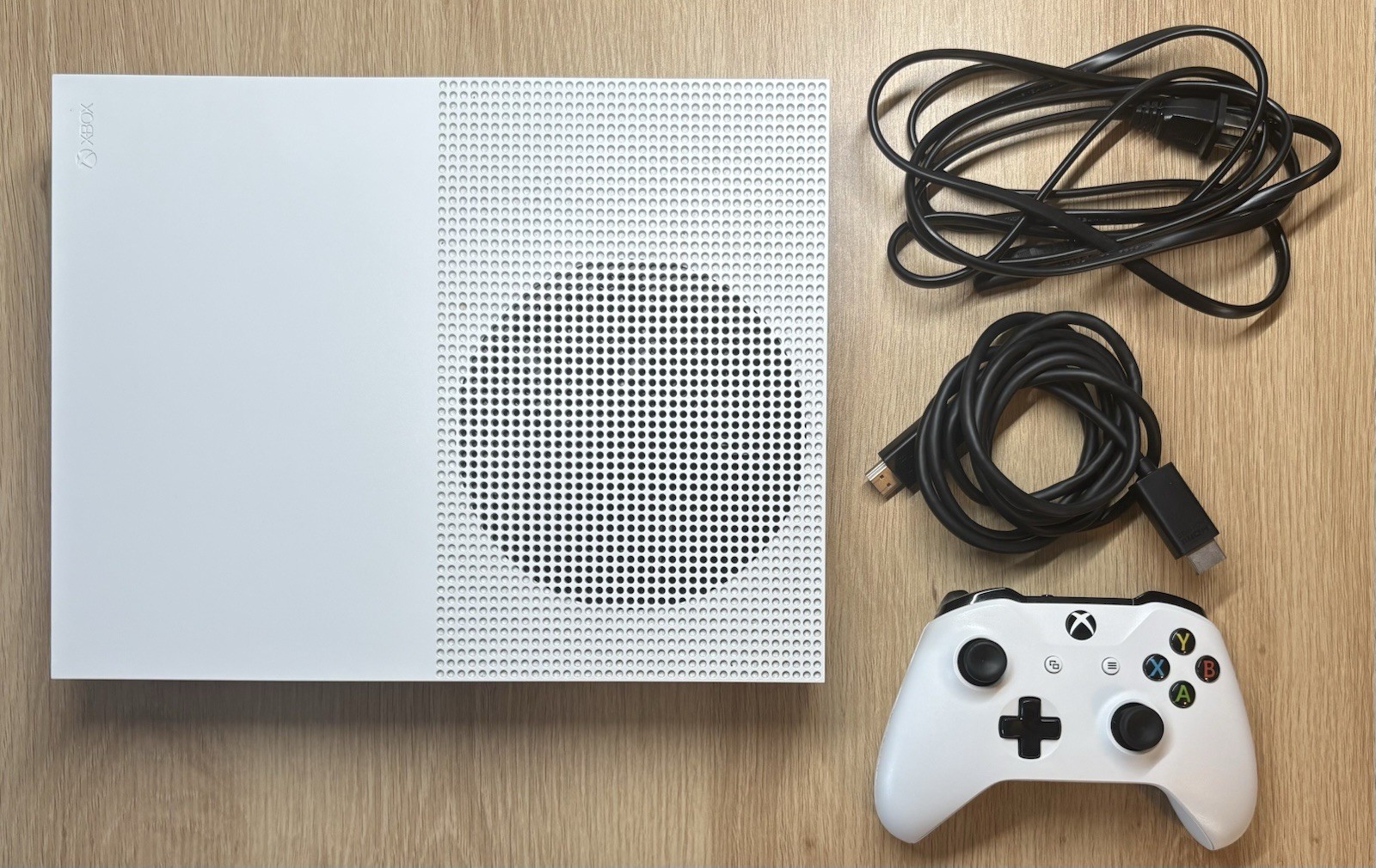 TESTED Xbox One S 1TB Digital Console w/ Controller Power & HDMI Cord 1 TB