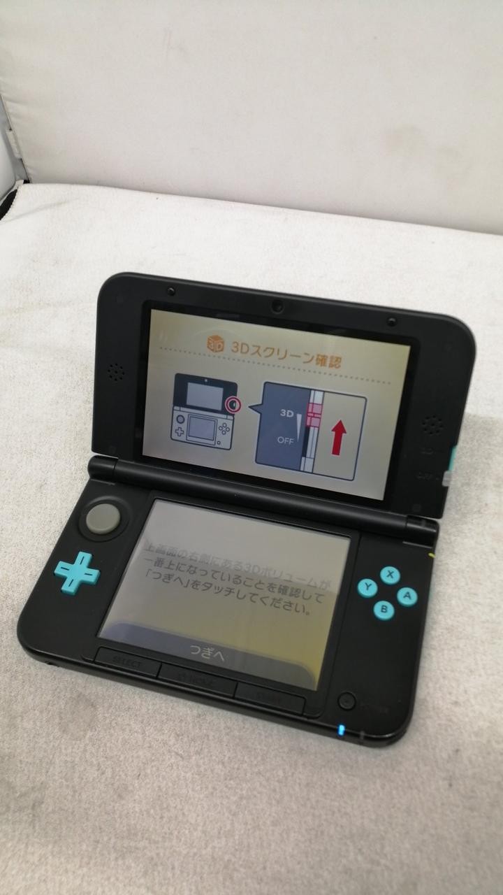 Nintendo SPR-001/Turquoise X Black Nintendo 3DSLL