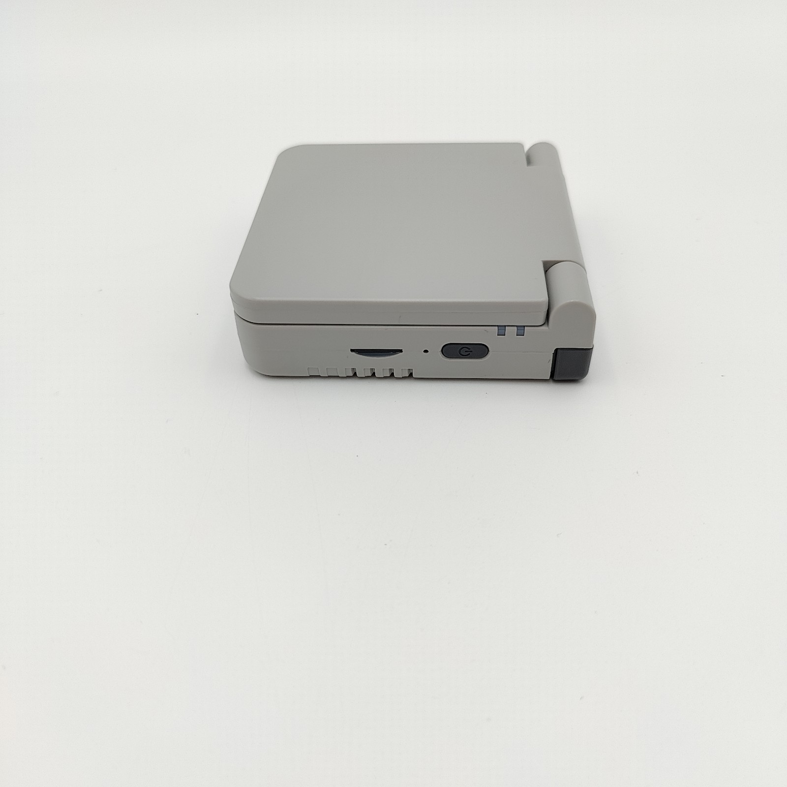 Miyoo Flip V2 – SNES (US) Grey Color Emulation Handheld with Case!