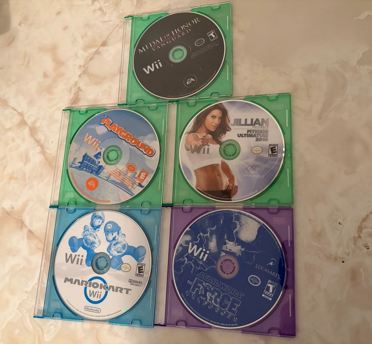 Nintendo Wii RCL-001 Console Bundle Lot w/ 15 Games (Mario Kart, Guitar Hero)