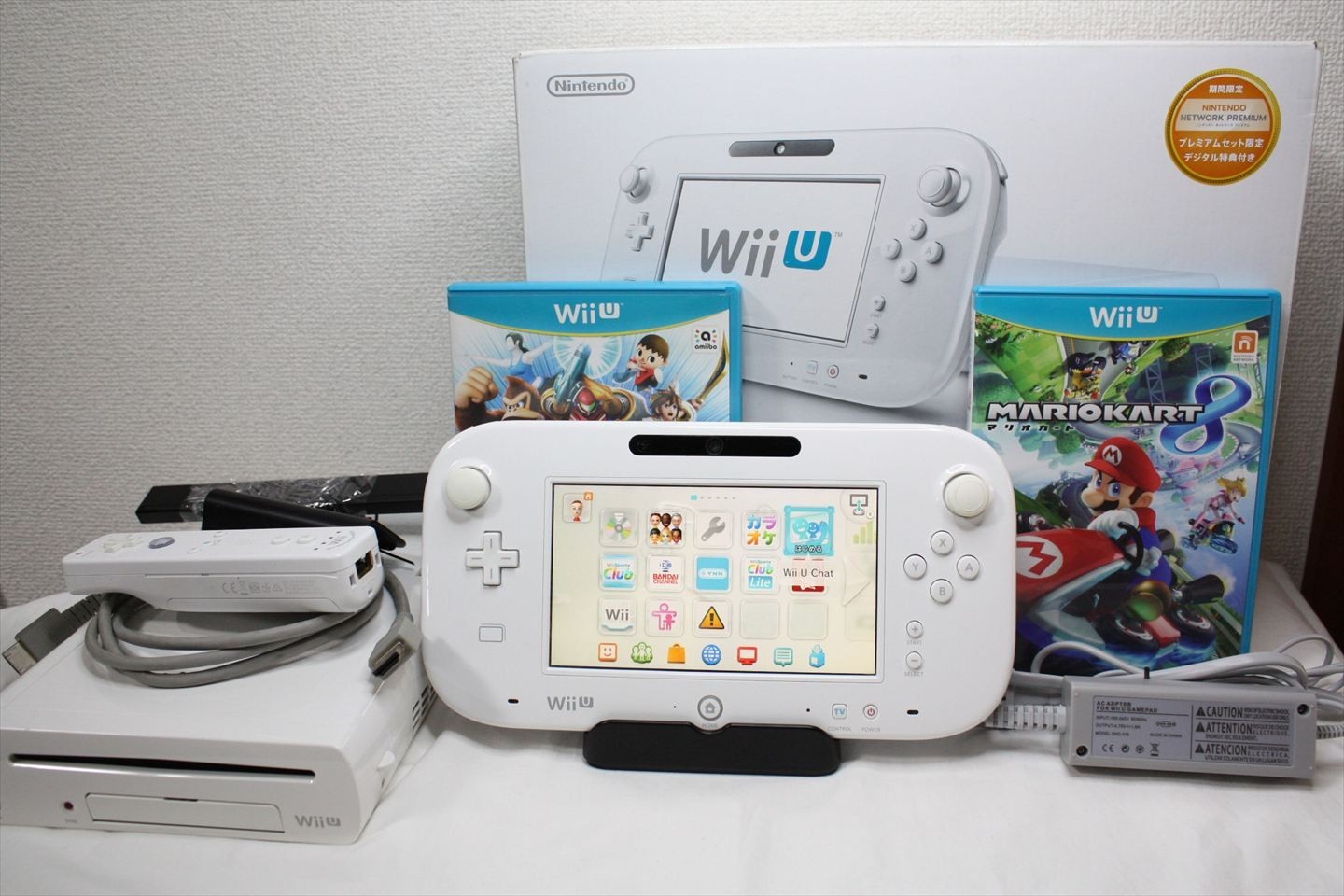 Nintendo Wii U Premium Set Console White 32GB Japanese Region Code #530