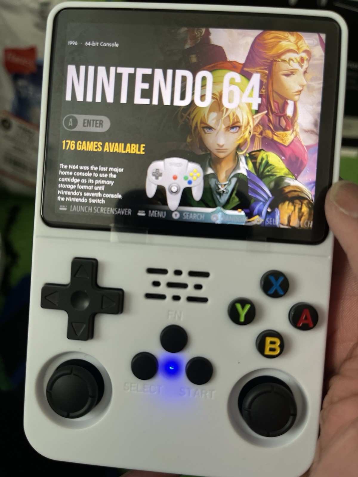 R36S Handheld Game Console 128GB White 640×480 USB Multi-Platform Gamepad
