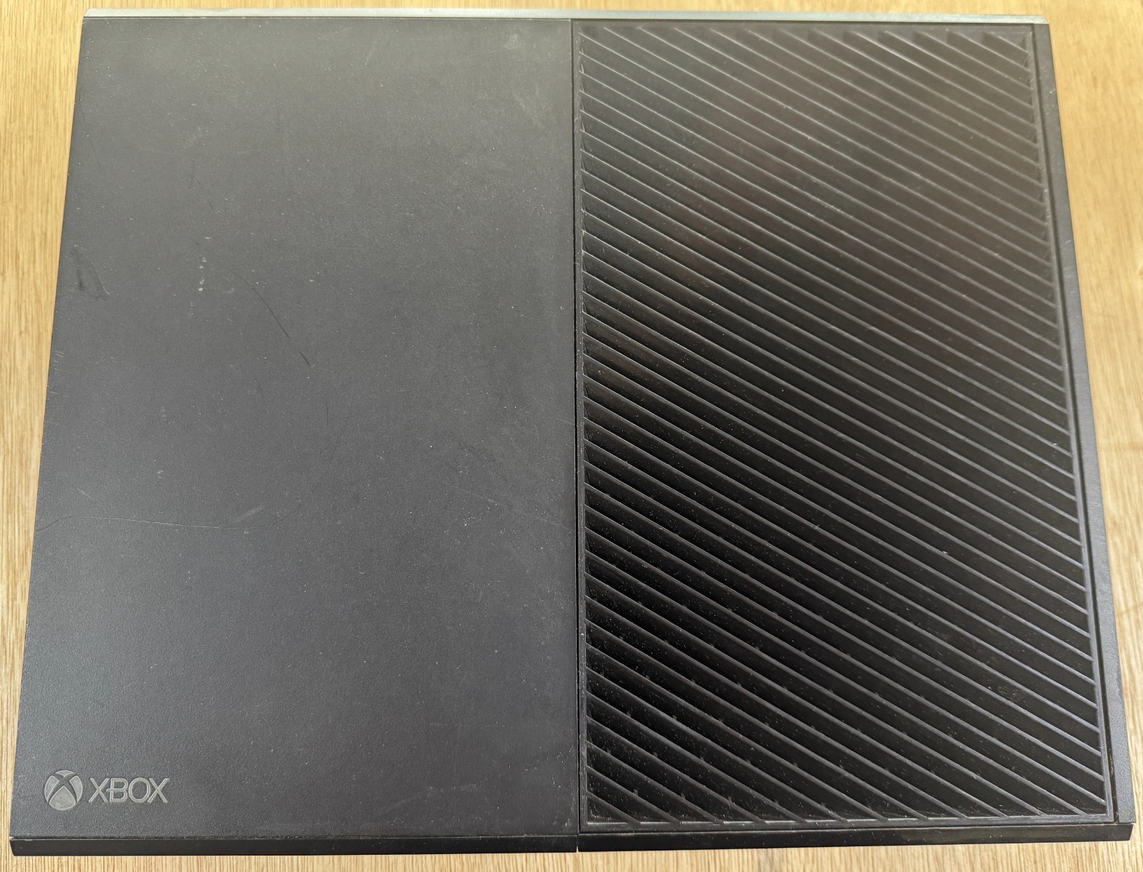Microsoft Xbox One 500gb Console # 1540 w/ Controller, Cables & Game