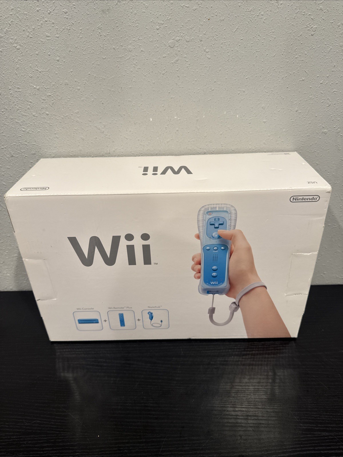 Blue Limited Edition Nintendo Wii CONSOLE & Box Cables Controllers,+Wii Sports