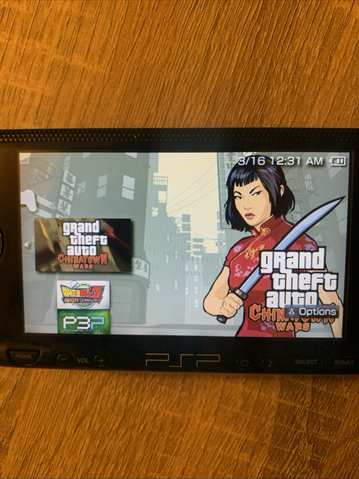 Sony PSP 1000 Portable – Black- Charger, Sd card,+ battery included-c2 firmware