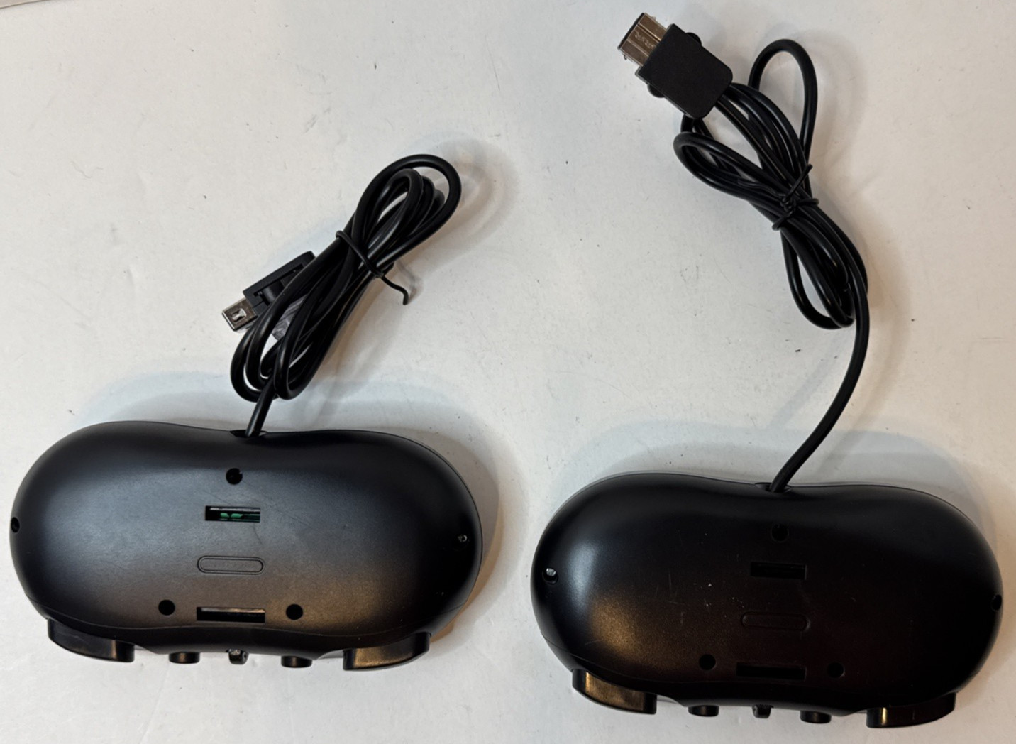 Nintendo Wii U Gaming System 32GB Console, Gamepad, Controllers, Complete Black