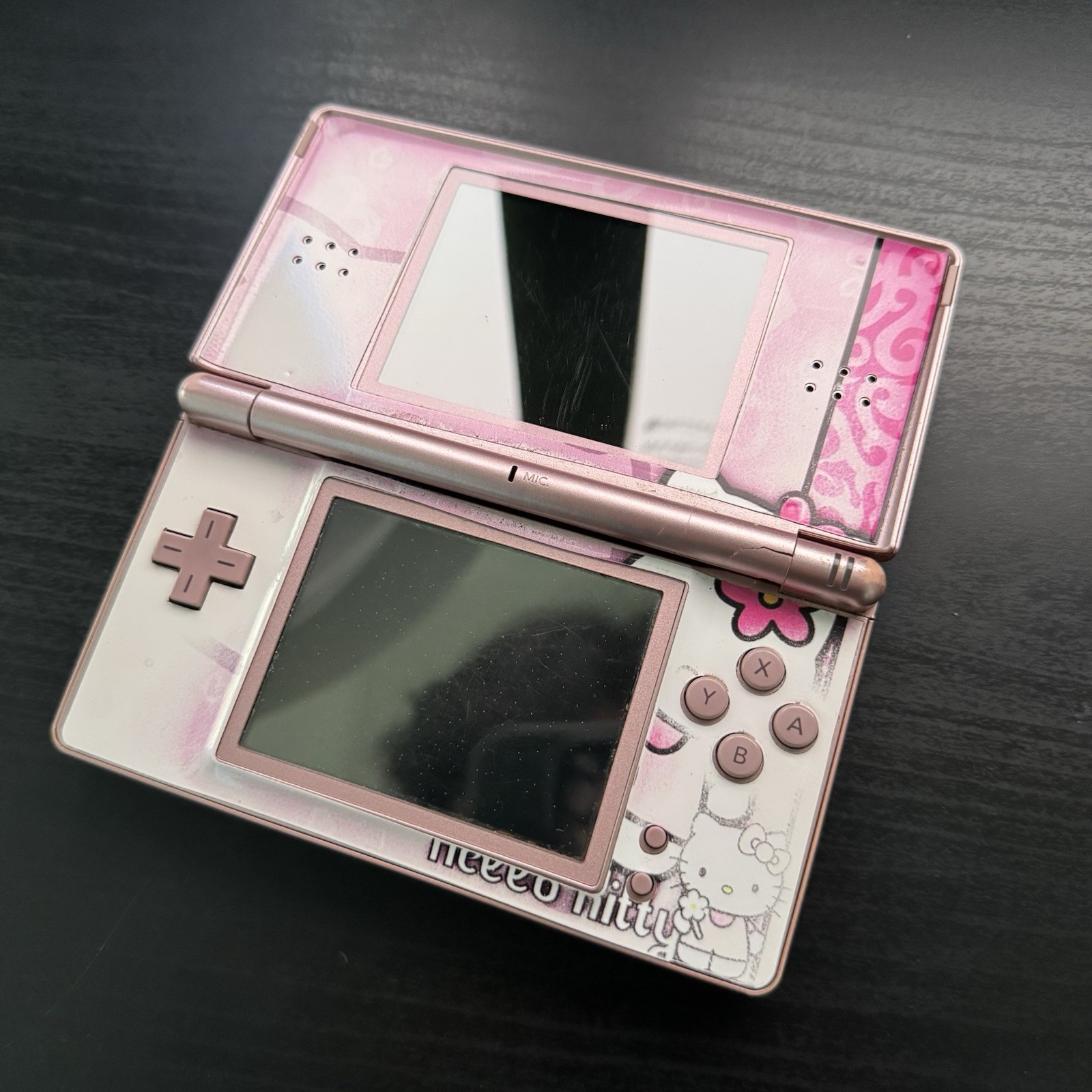 Nintendo DS Lite Video Game Console Broken Hinge – Metallic Rose With 5 Games