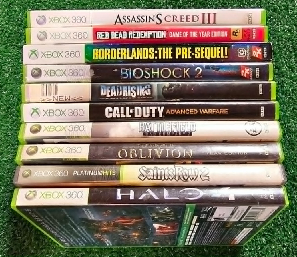 Microsoft Xbox 360 E 4GB Console Bundle (10 Hit Games, 1 Controller) TESTED