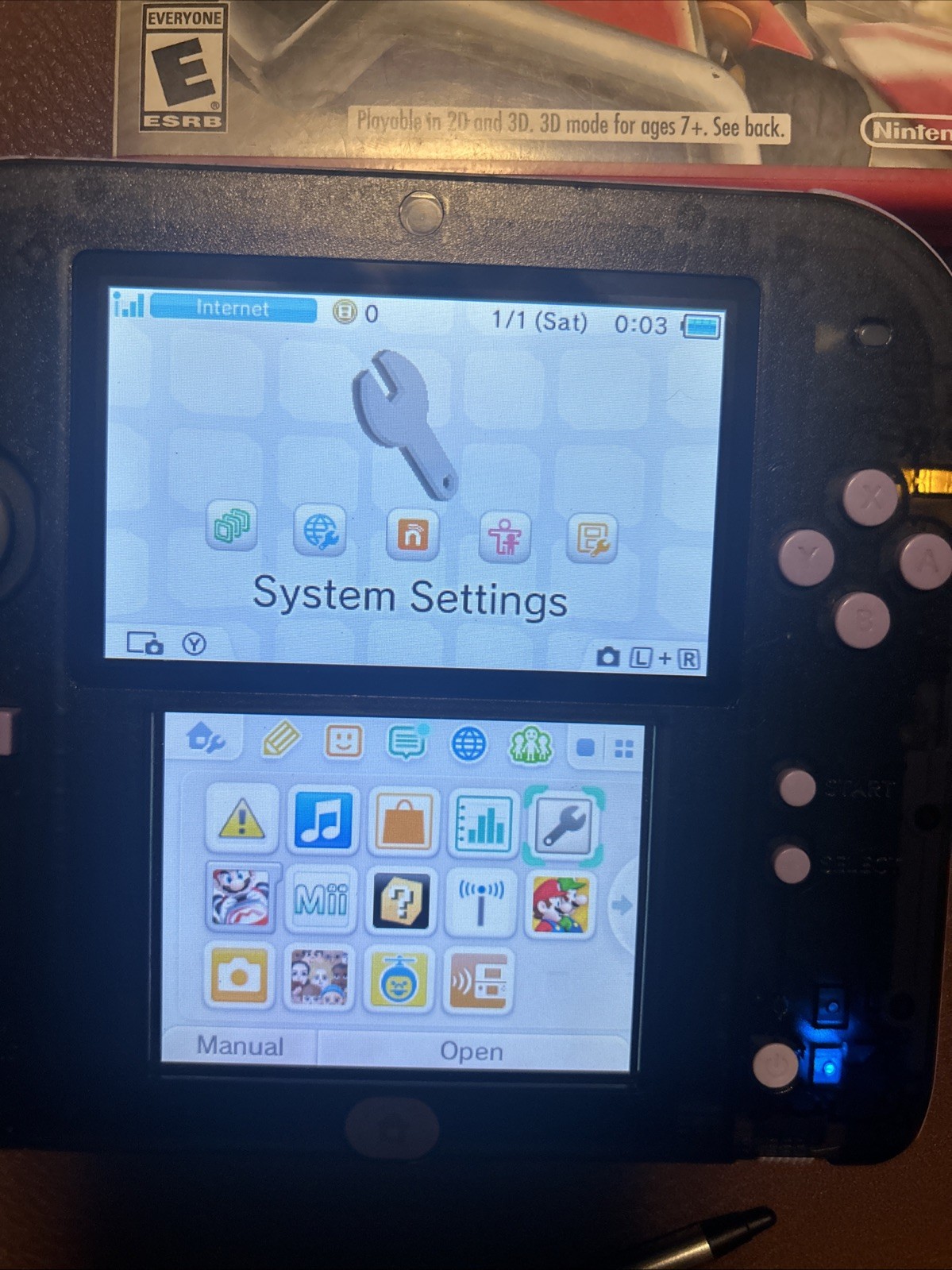 Nintendo 2DS Lavender Purple & Clear Black U/C USA Games Mariokart & Super Mario