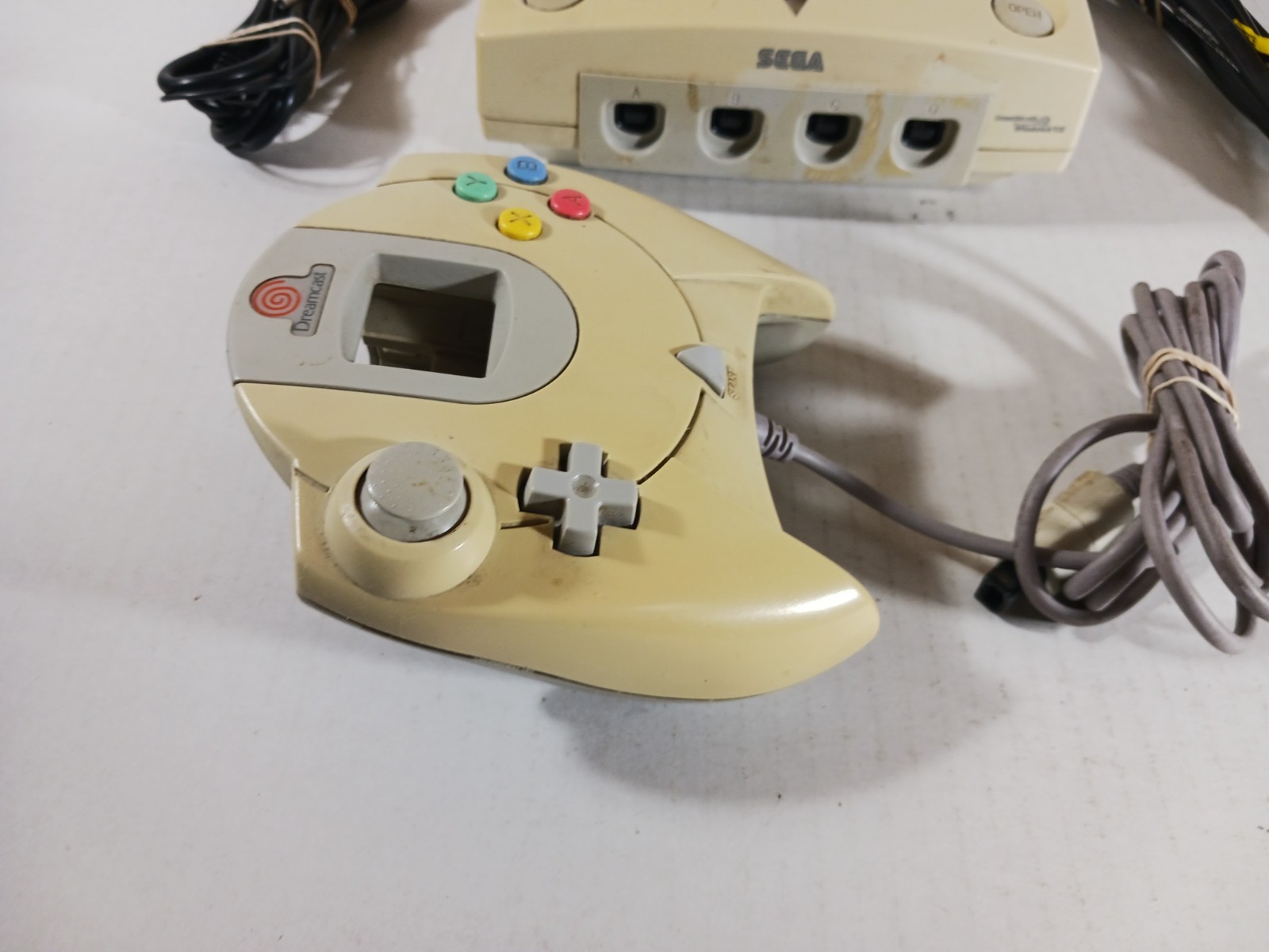 SEGA Dreamcast Console Bundle Tested Working Yellowed Discolored Set Plays