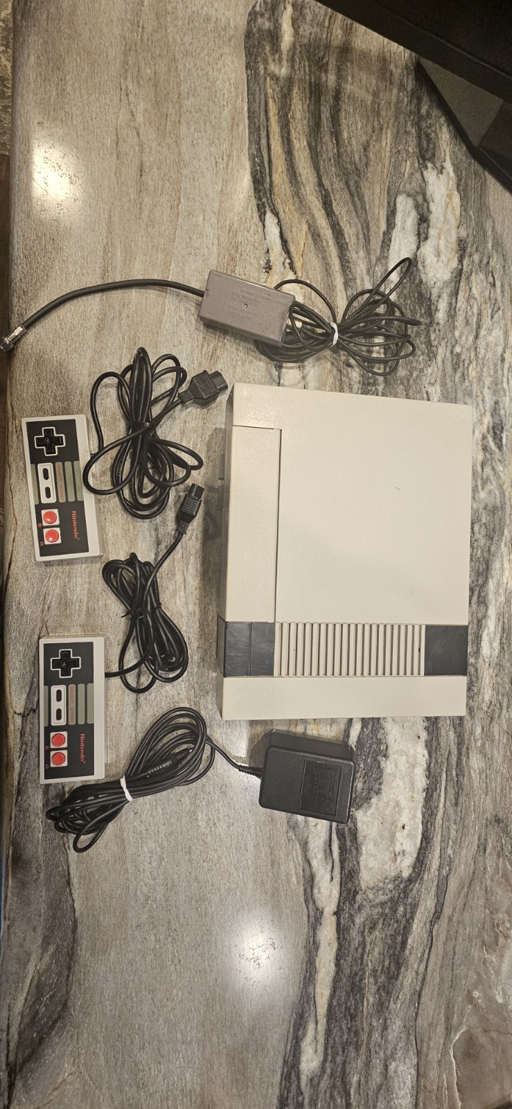 Nintendo Entertainment System Console Bundle with New NES 72 Pin