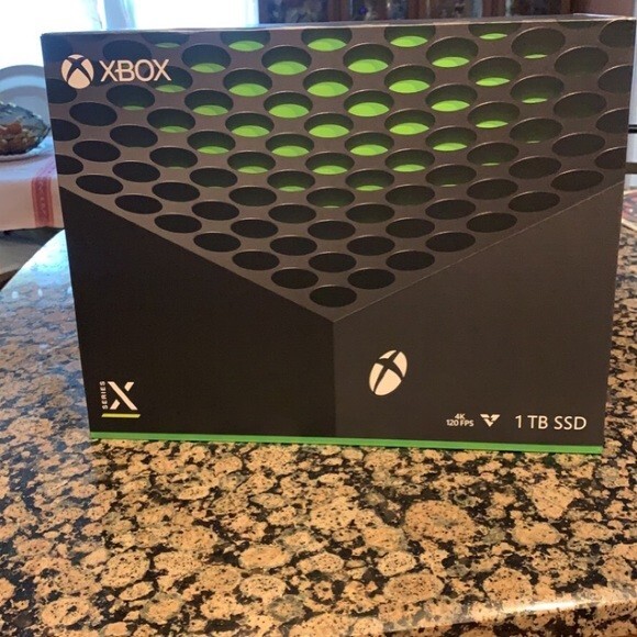  Xbox Series X All Access: Xbox Series X 1TB, 24 month Xbox Ultimate Game Pass