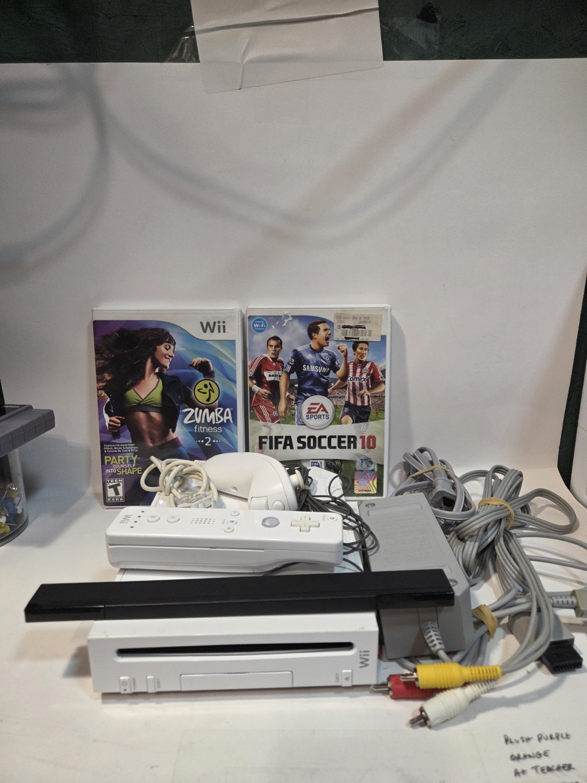 Nintendo Wii 512MB Console White Tested Working with Bar Cables 2 Games