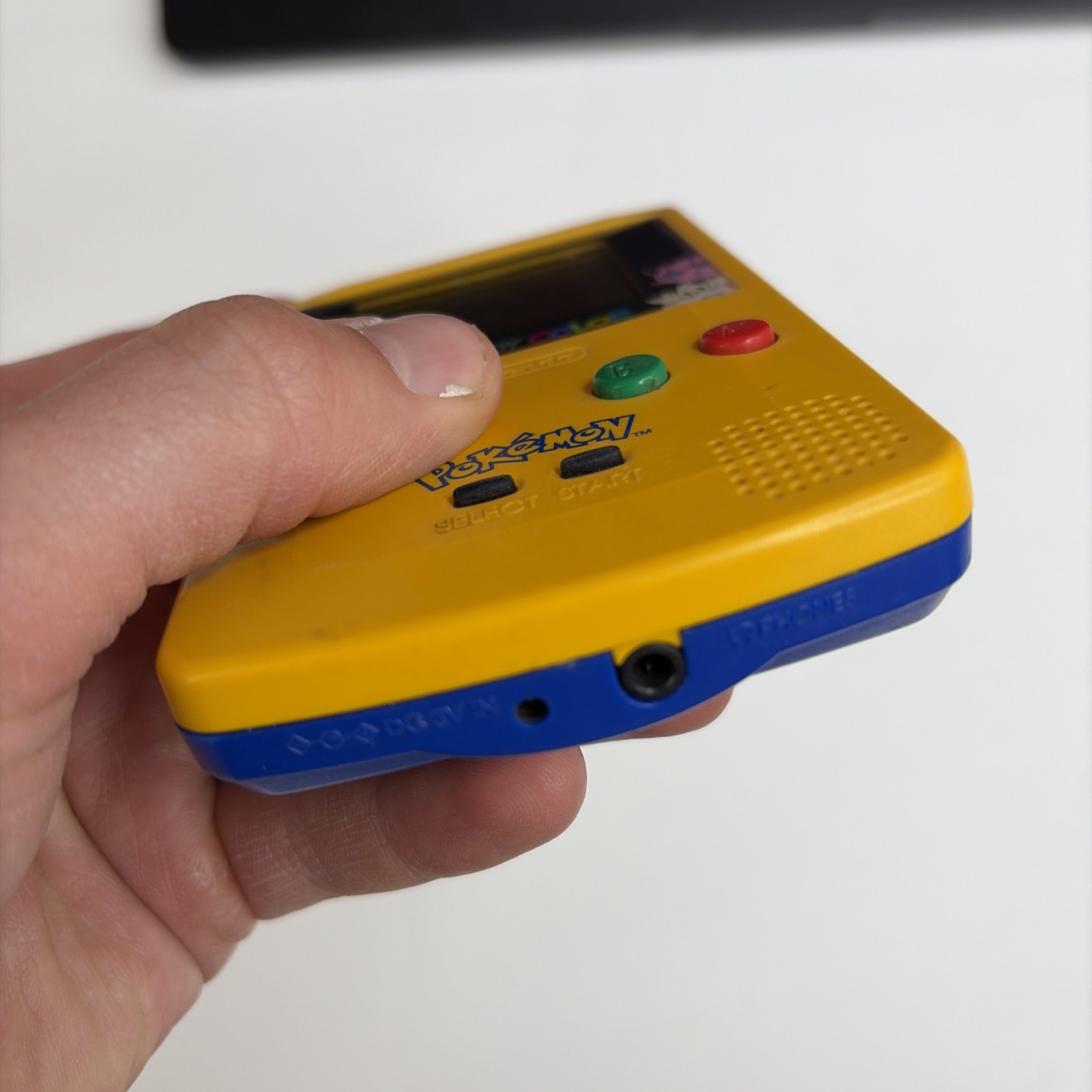 Gameboy Color Pokemon Special Pikachu Edition OEM Nintendo Console no Sound