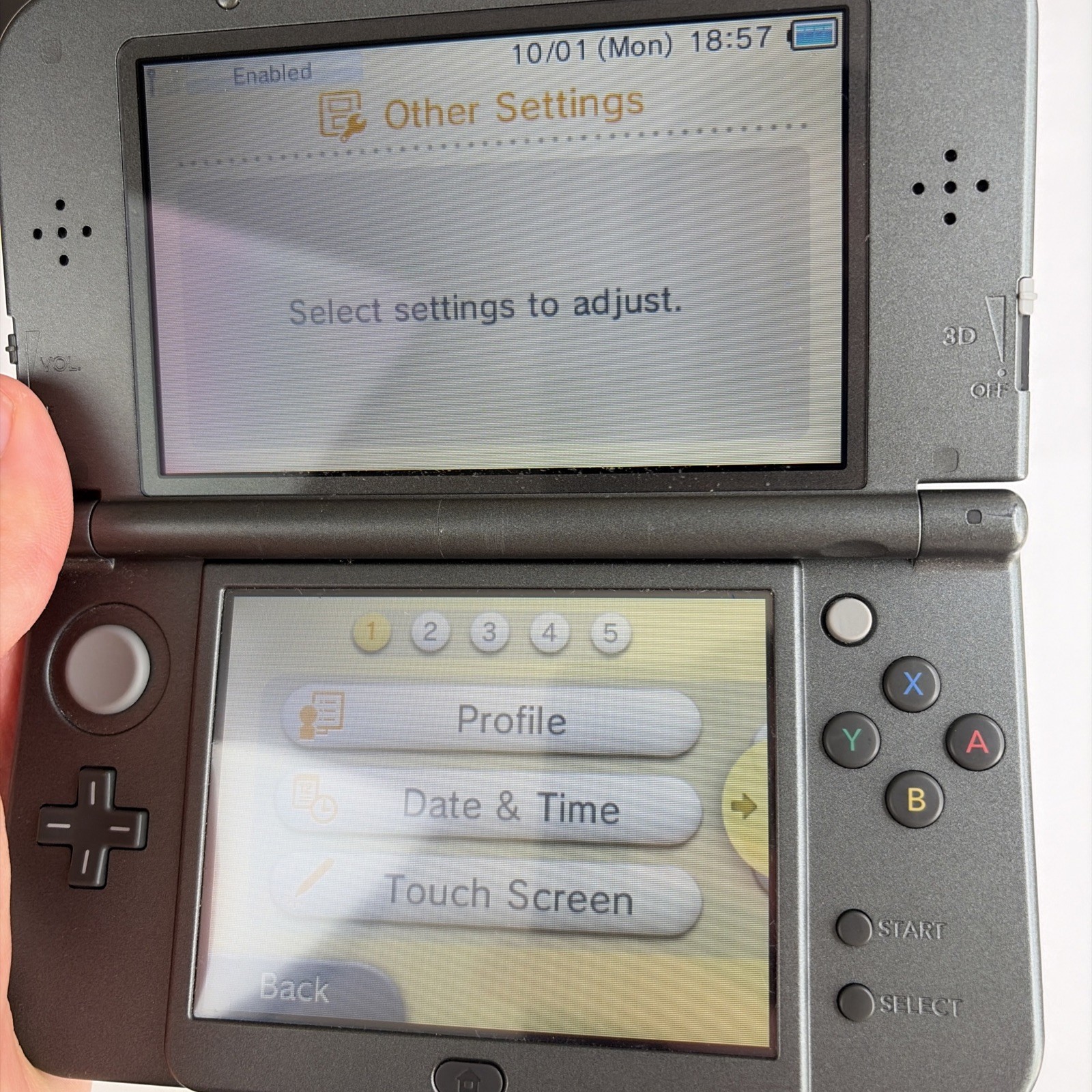 New Nintendo 3DS XL Gray Black Console, Charger Stylus US Version