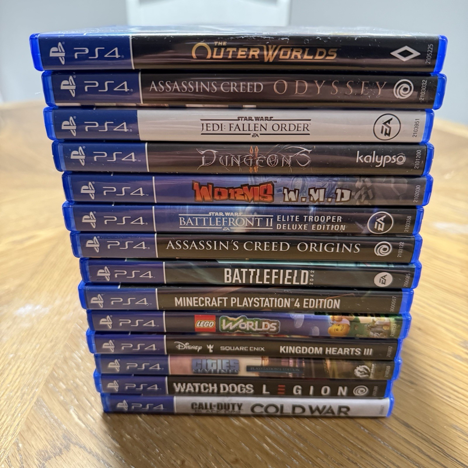 Sony PlayStation PS4 CUH-1215A Bundle-Controllers, 41 Games, Cables, Hard Drive