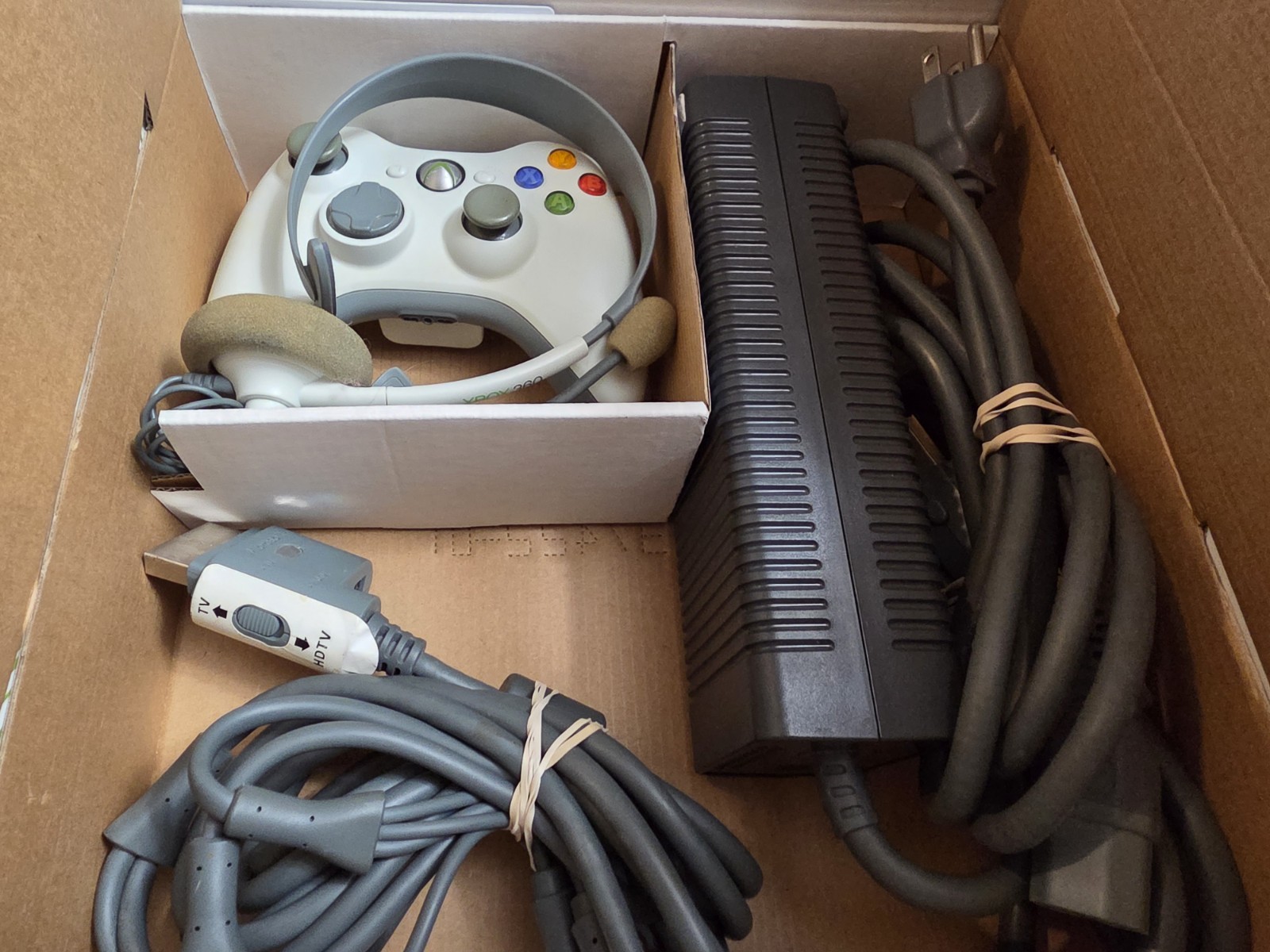 Microsoft Xbox 360 60GB Console Gaming System White
