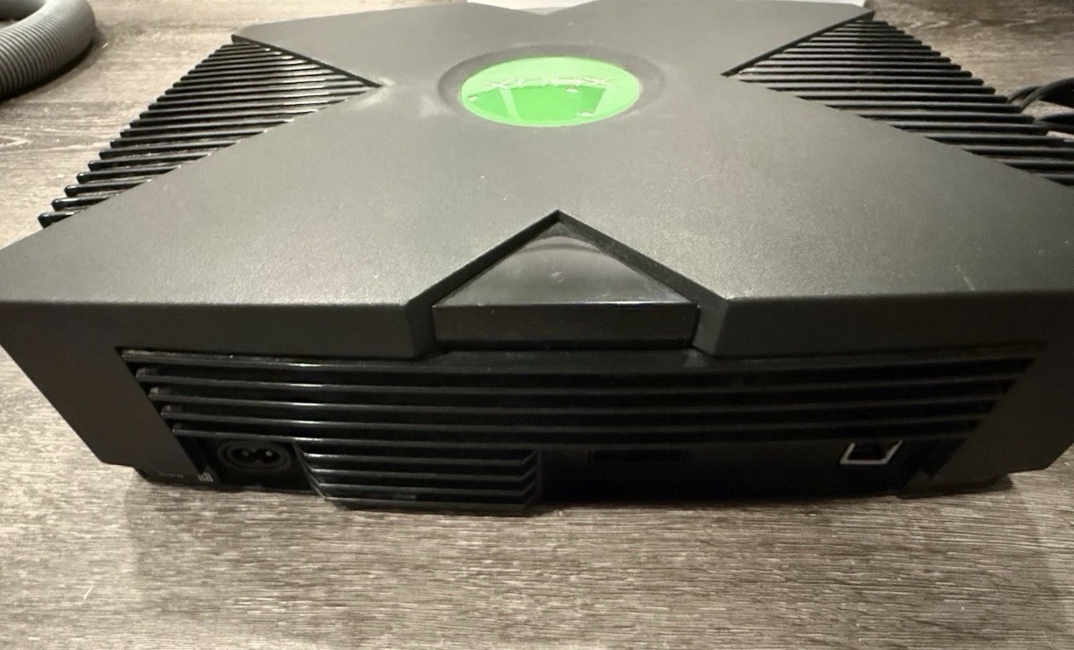 Original Xbox Halo 128mb Ram, 3TB, VGA Component Adapter