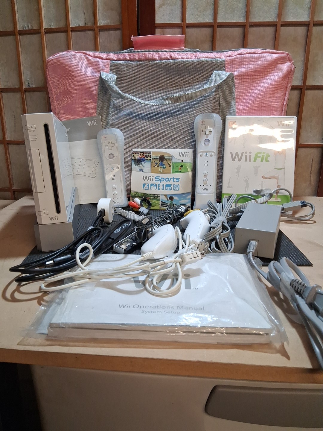 Nintendo Wii Console Bundle with Board + hdmi AV to HDMI . «Whole Package»