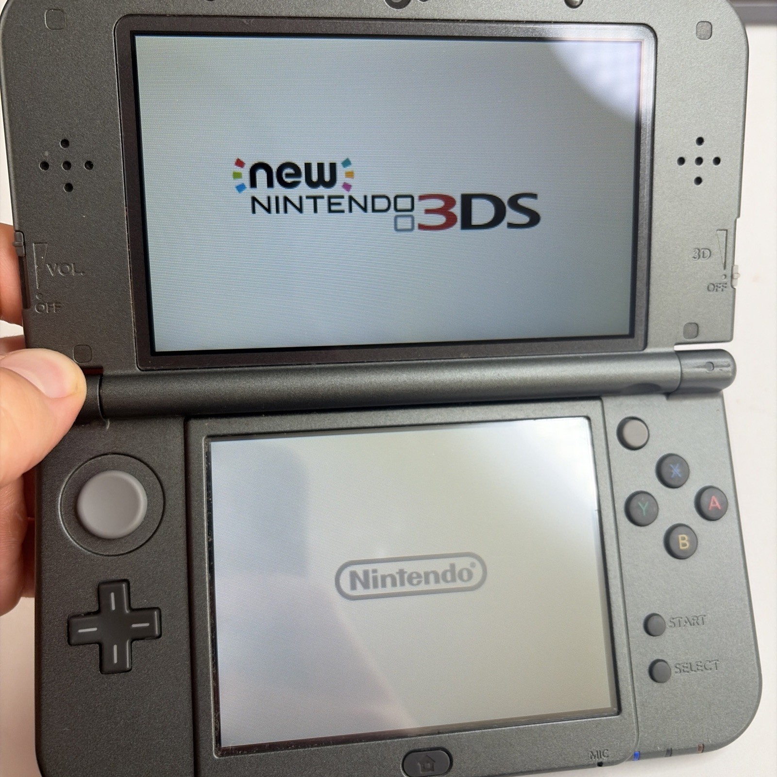 New Nintendo 3DS XL Gray Black Console, Top IPS Charger Stylus US Version