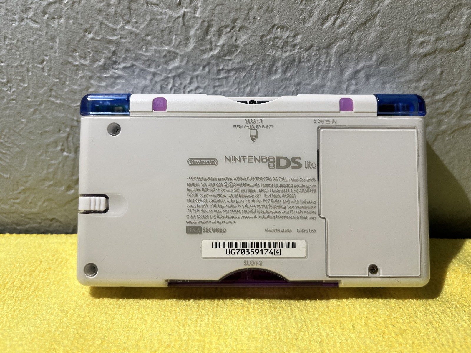Nintendo DS Lite – Custom Gradiant Translucent/White, Blue LED Power Light