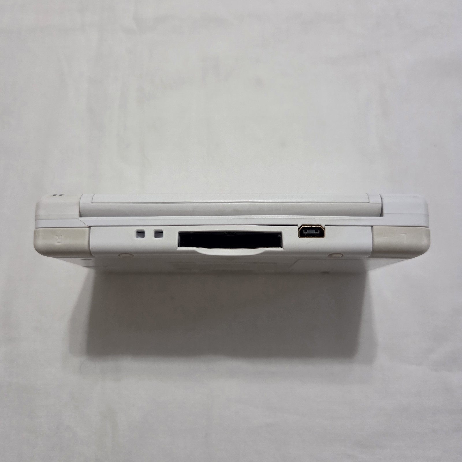 Broken Nintendo DS Lite White Handheld Console Multiple Issues Turns On – READ