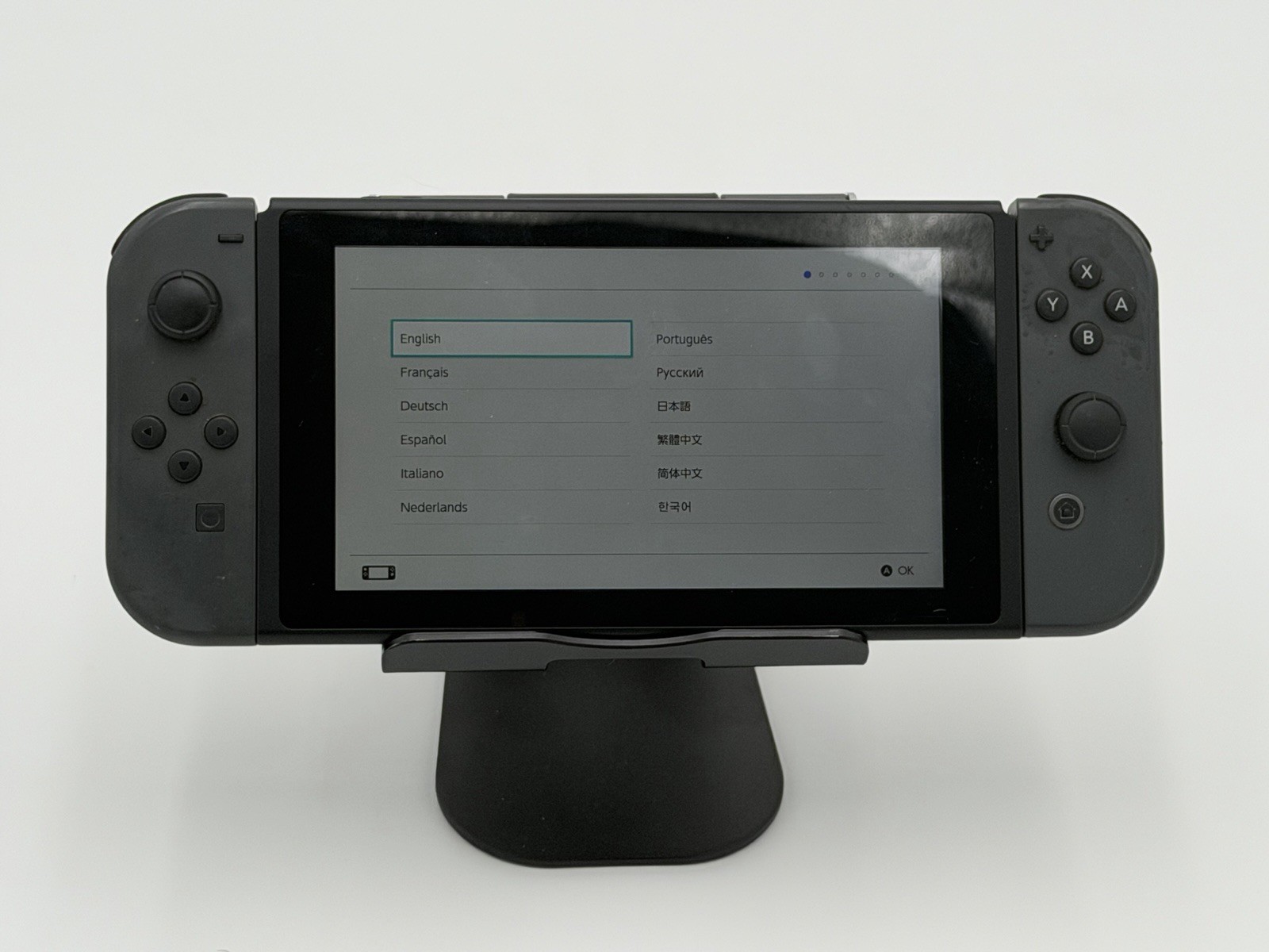 Nintendo HAC-001 32GB Switch Console – Black – Untested