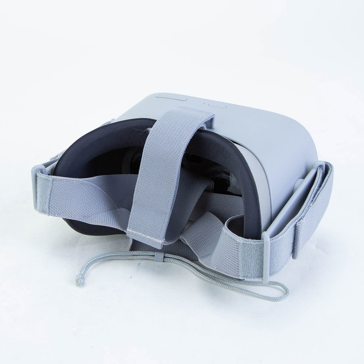 Oculus Go Standalone Virtual Reality Headset – 32GB SKU#2004142