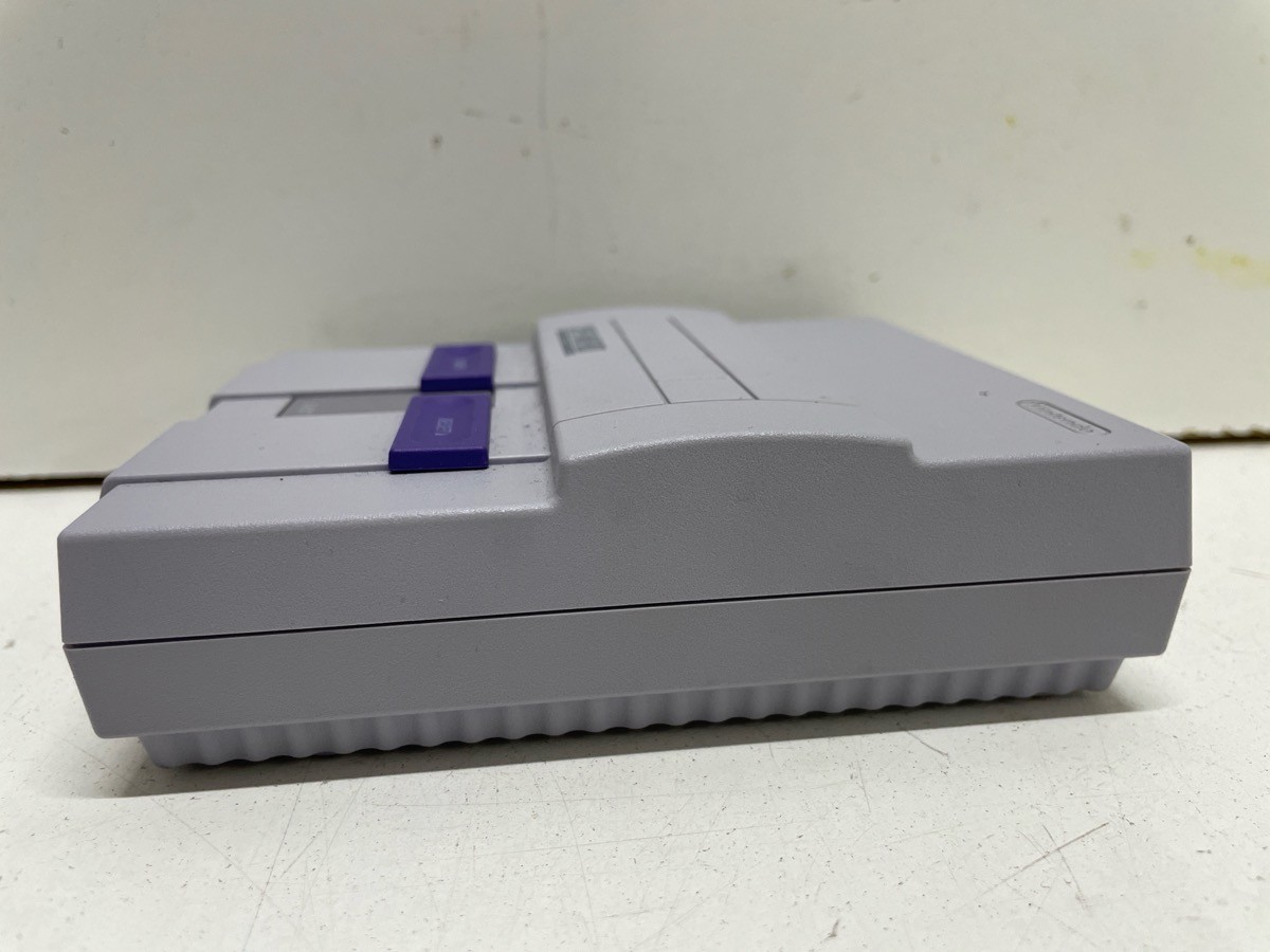 NINTENDO SUPER NINTENDO – CLV201 CONSOLE – CLASSIC (P18028717)