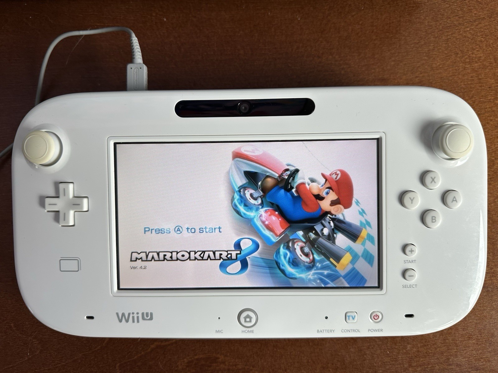 Nintendo Wii U 32GB Console Mario Kart 8 Set White Complete In Box (NTSC-J)