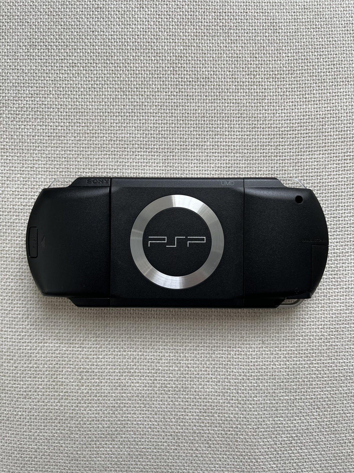 Sony PSP-1000 | CFW | Charger, Case, 64gb MicroSD, 50 games included (Tested)