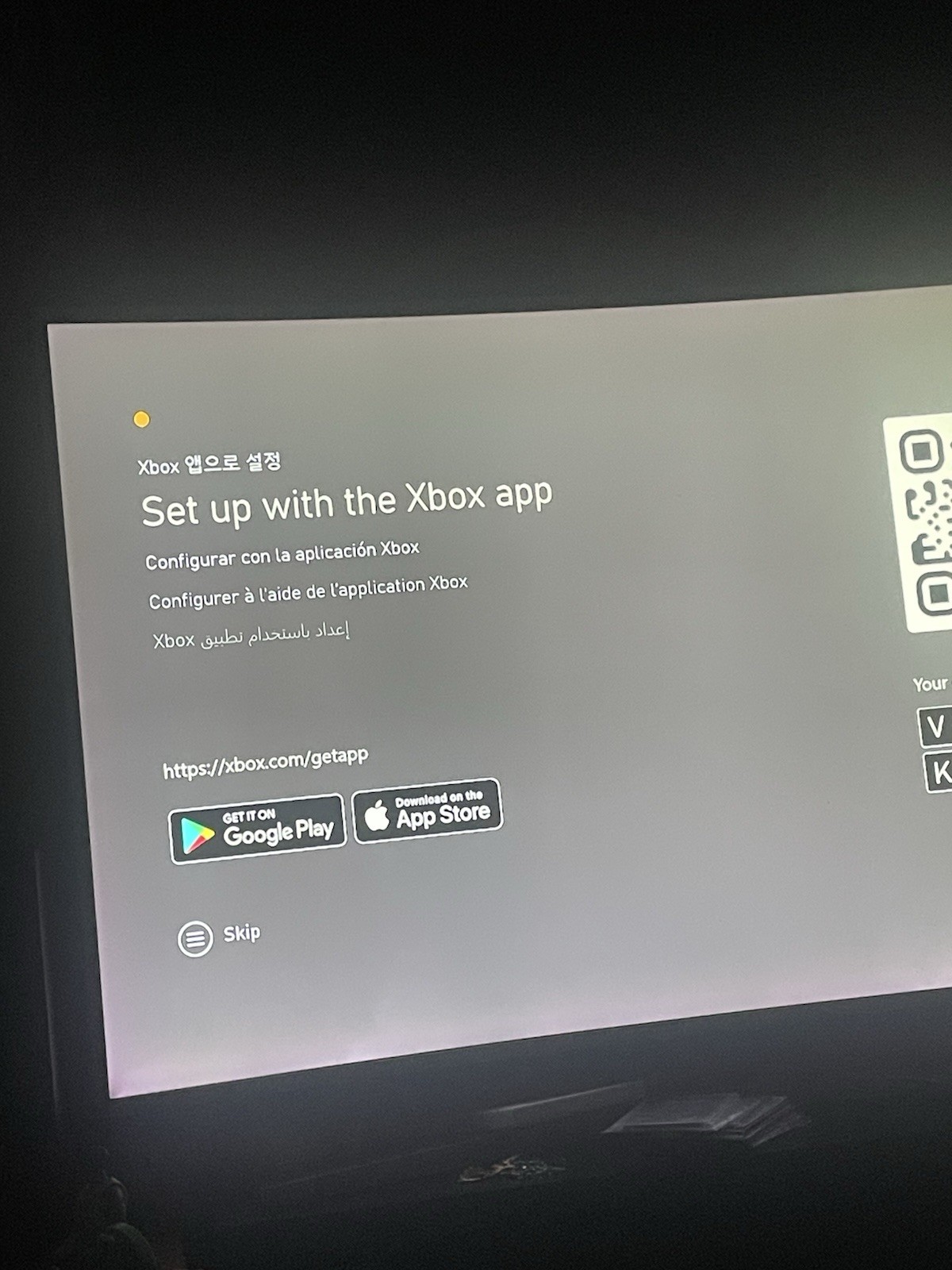 Microsoft Xbox One S 1681 White Body 1TB HDD Home Video Game Console