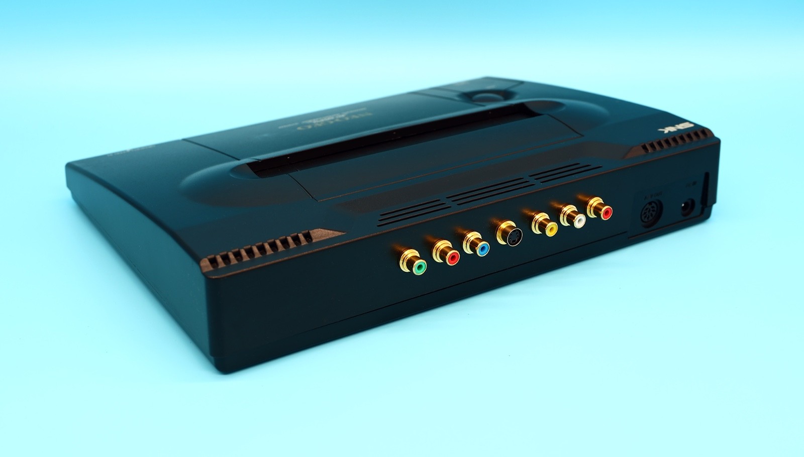 REI Neo Geo AES System/Console • HDTV Component, S-Video, Stereo, UniBios • SNK