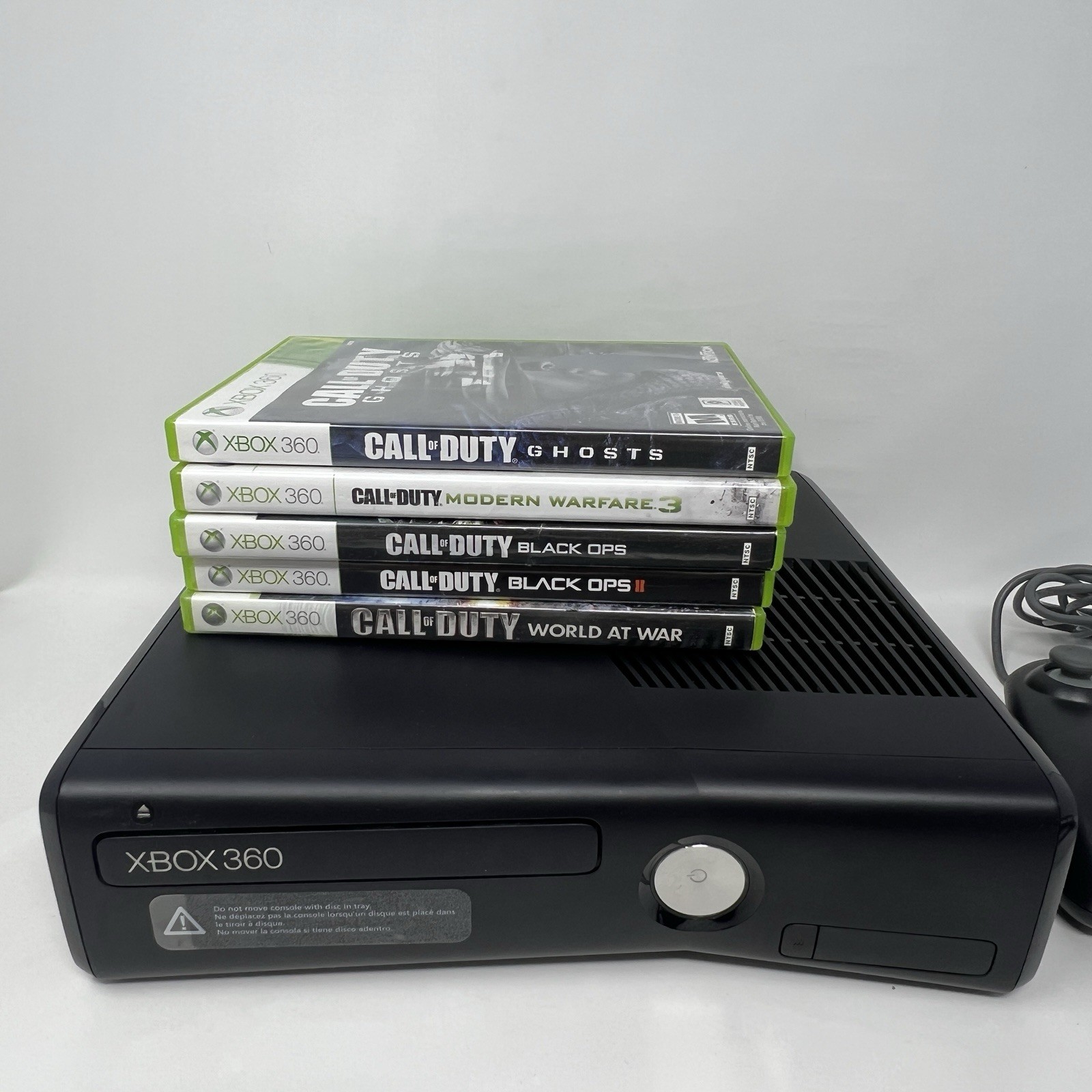 Microsoft Xbox 360 S 4GB Console Black With Call Of Duty Games Controller Cords