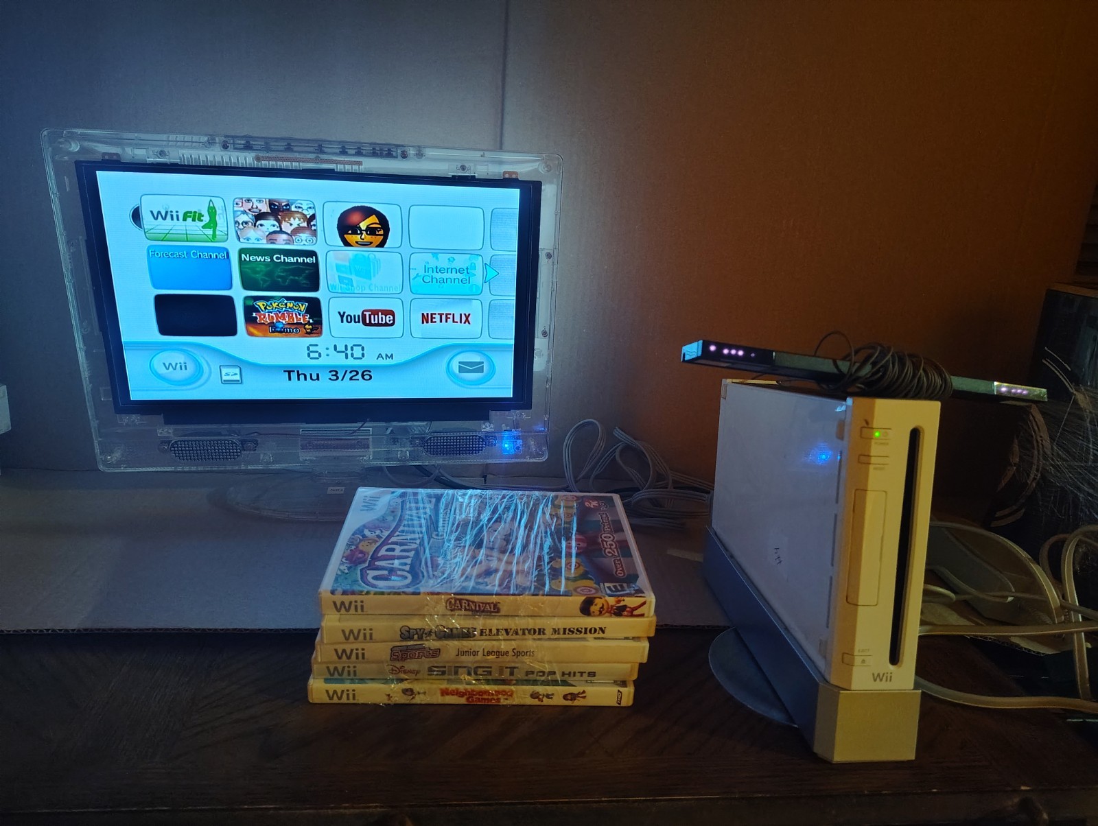 Nintendo RVL-001 Wii Console, 5 Games, 2 Controllers, 2 Nunchuck Tv Not Included