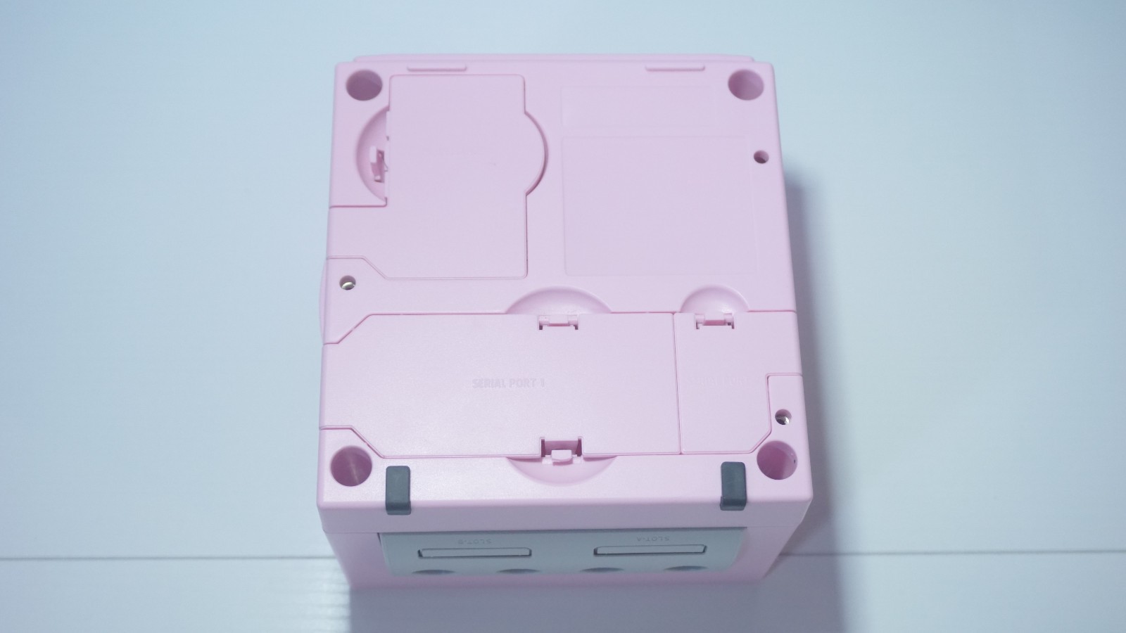 Pastel Pink Nintendo GameCube Console DOL-001 (USA) with Pink LED & Controller