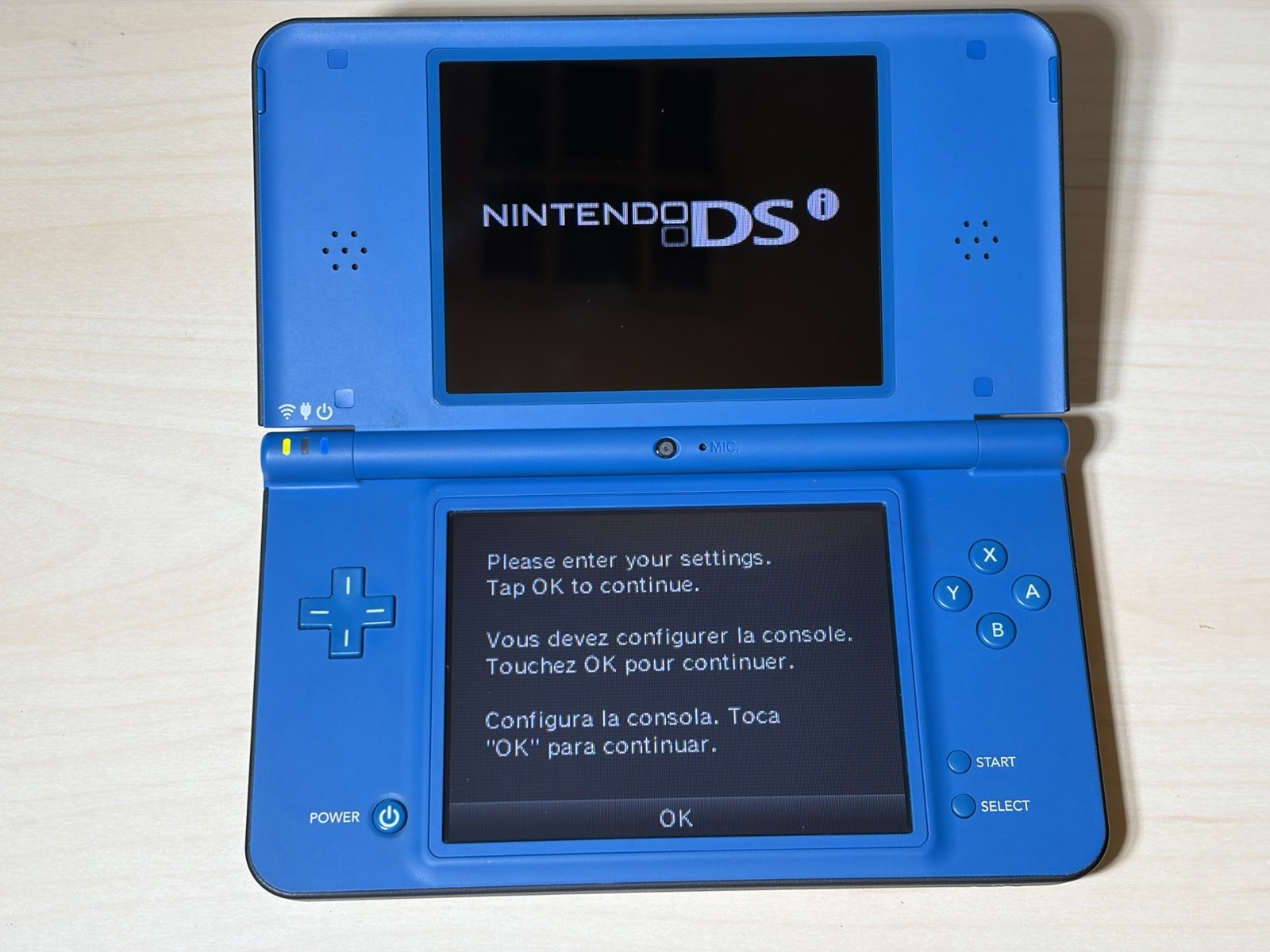 Nintendo DSi XL – Midnight Blue – Handheld Console – Complete – Excellent