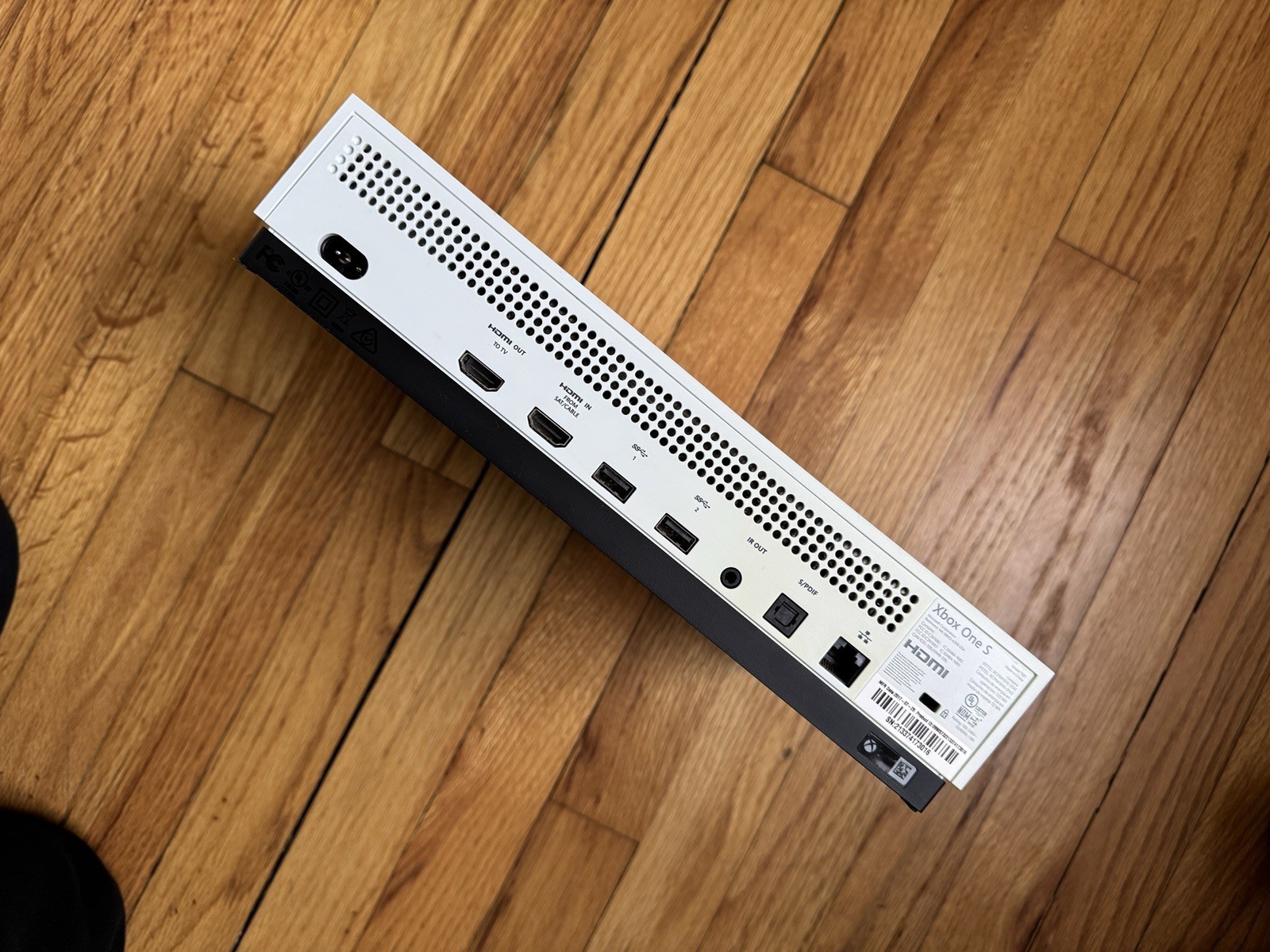 XBOX One S Console – HDMI, power cord, and 3 games included