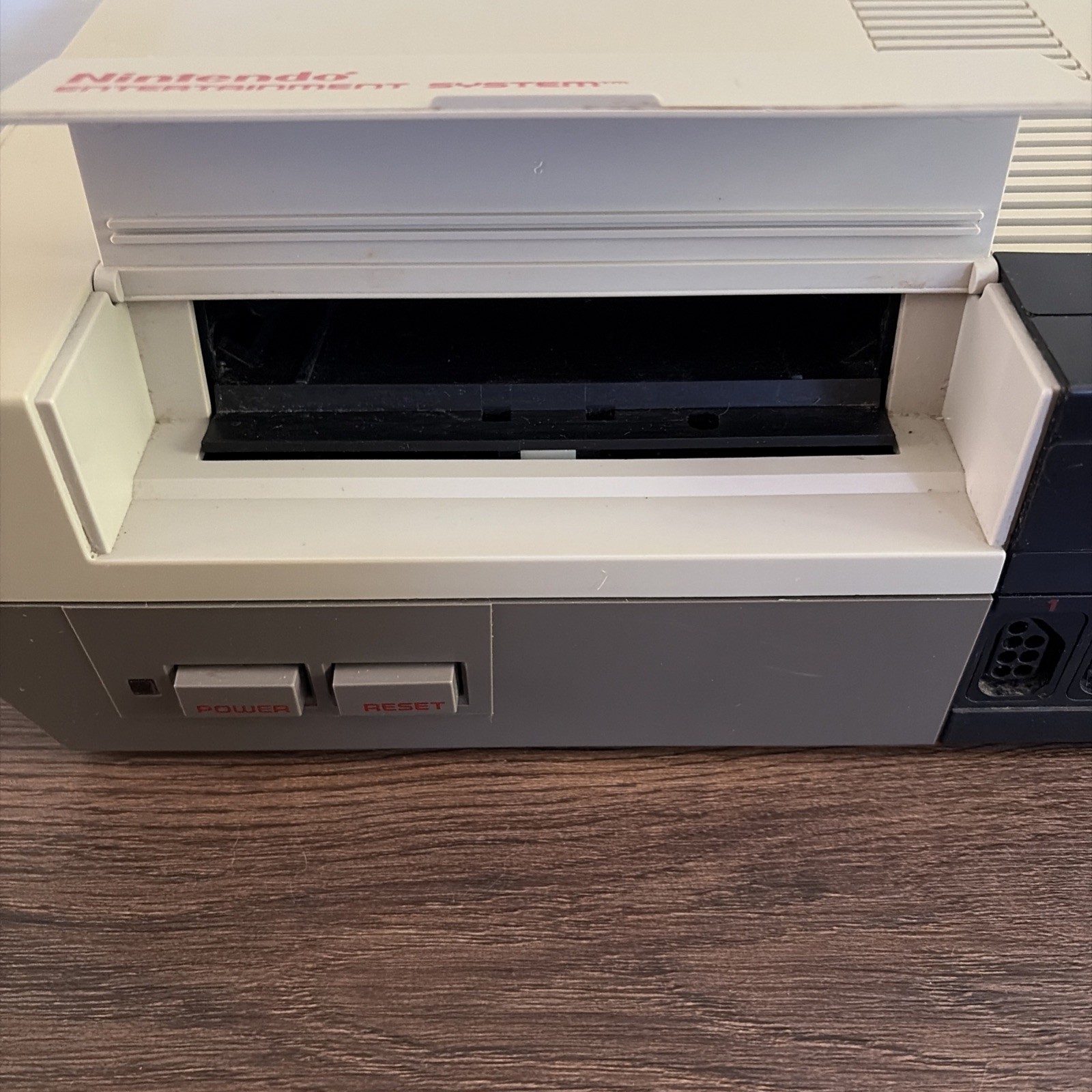 NES Nintendo Bundle Lot – Tested – Console, Controllers, Gun, Mario Duck Game