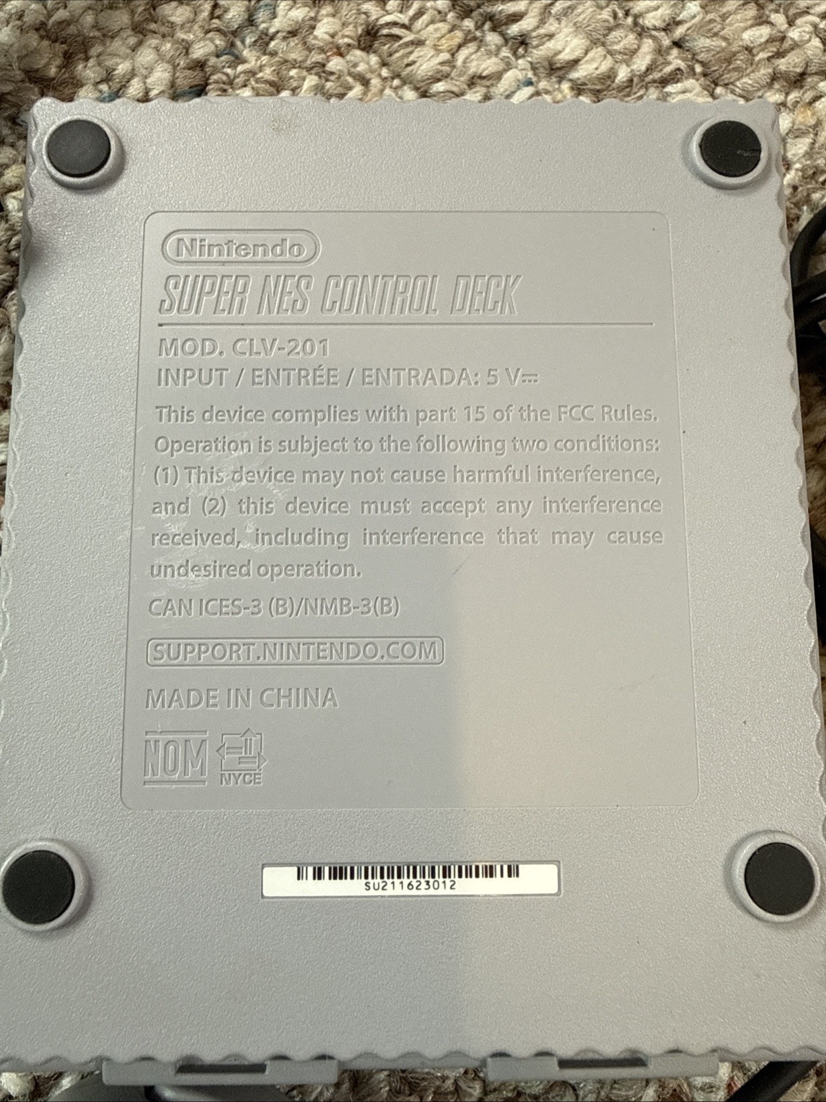 Nintendo Super NES Control Deck Model CLV-201 w/ Two Controllers SNES