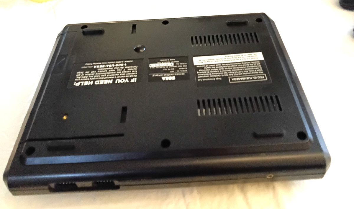 Sega Genesis 16-Bit Stereo Model 1601 With Hook-Ups & Controller Works Perfect!