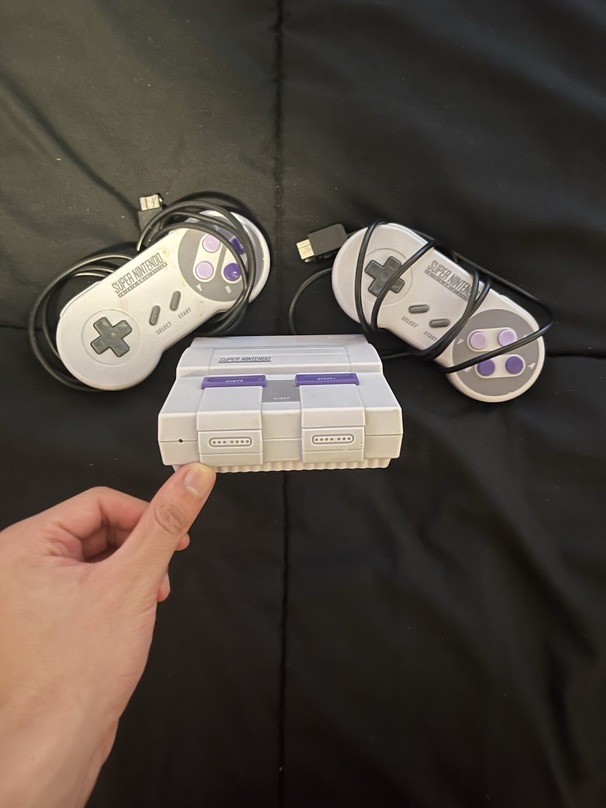 Nintendo Super NES Control Deck CLV-201 Console – 2 Controllers