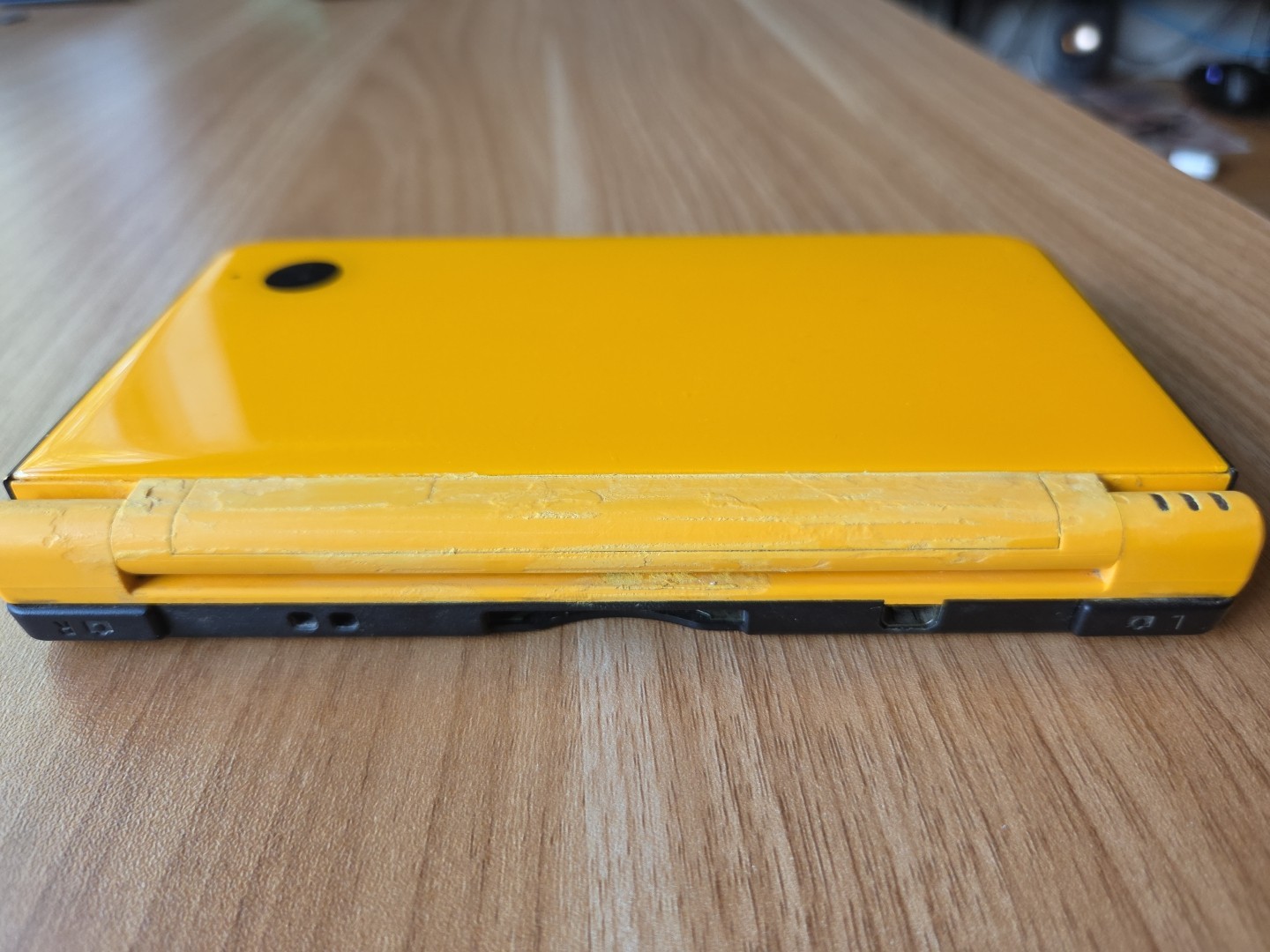 Nintendo DSi LL XL Yellow Console Japan W/charger US SELLER