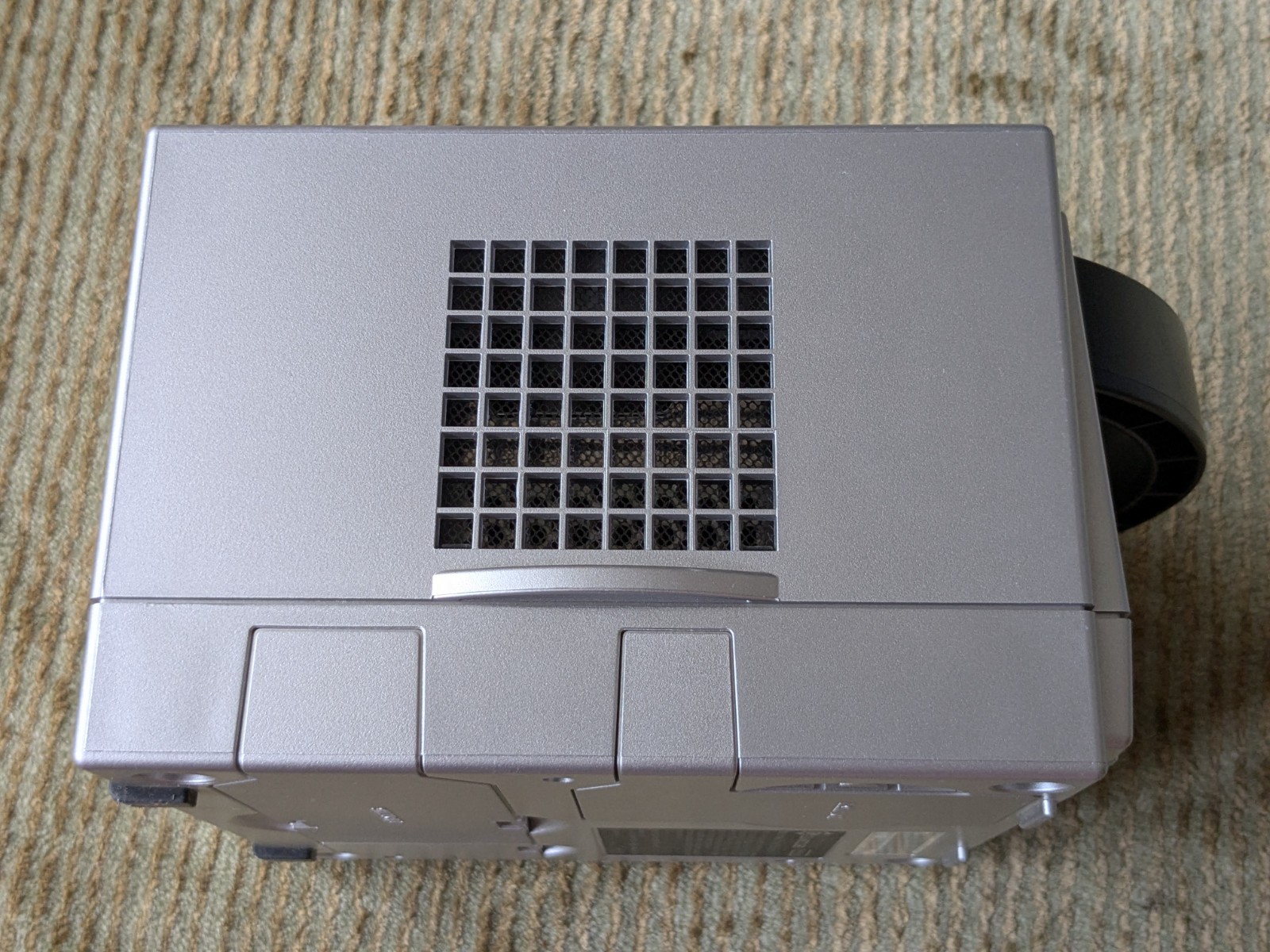 Nintendo Gamecube Platinum Silver Console Only NO WIRES DOL-101 TESTED WORKING