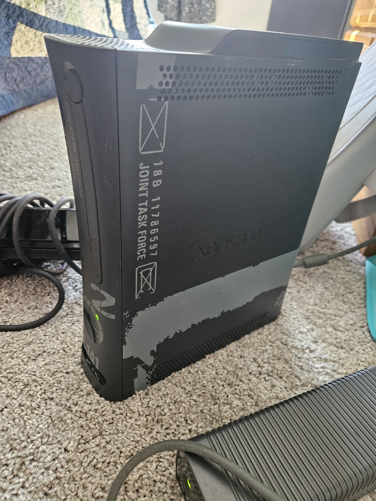 Limited Edition Call Of Duty Modern Warfare 2 Xbox 360 with Kinect & WiFi